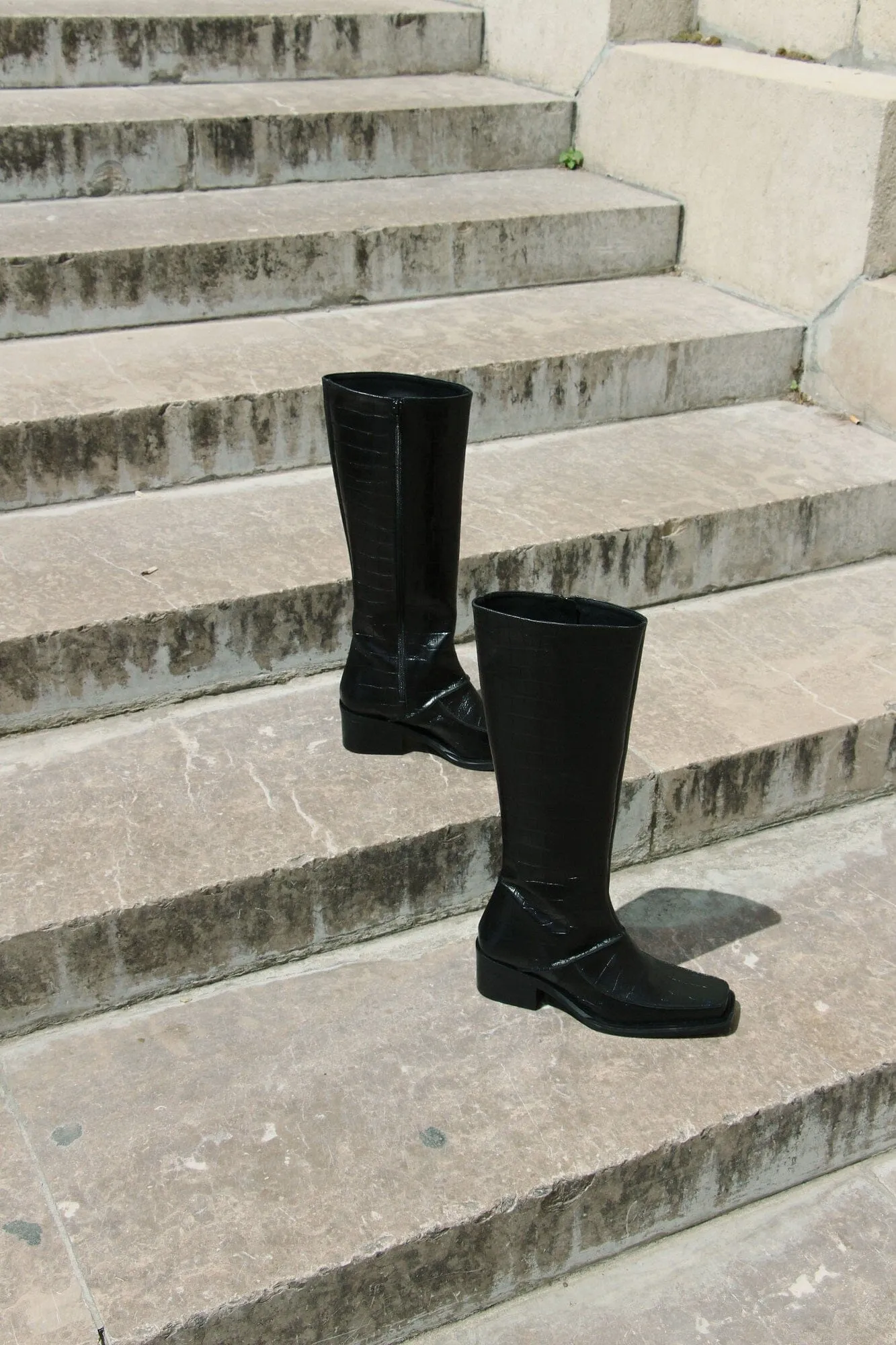 ISERAN - Bottes hautes talon et bout carré en cuir effet croco Noir sold by Fete Imperiale product image thumbnail 5