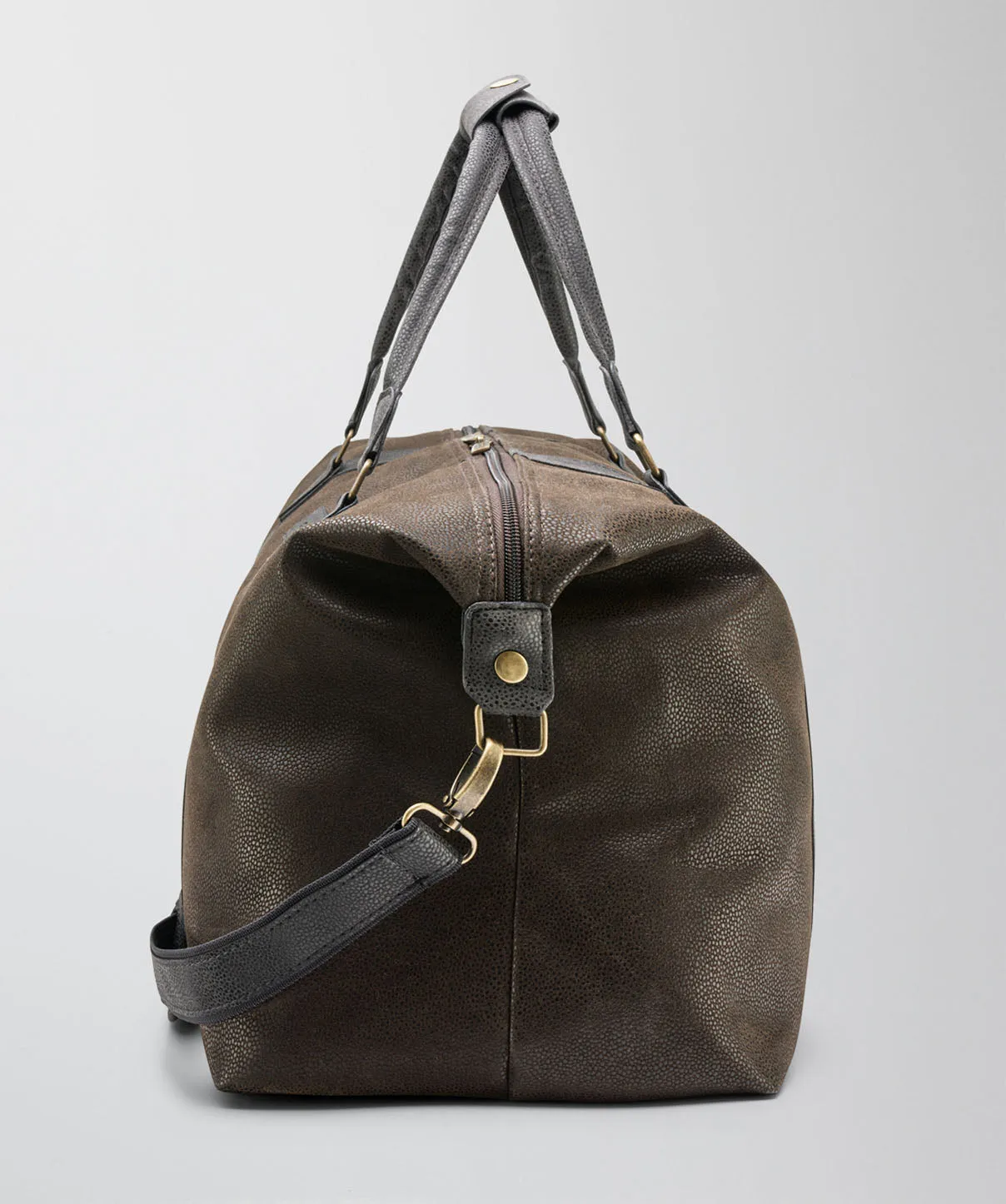 Weekender Bag - Chocolate sold by GAZMAN product image thumbnail 5