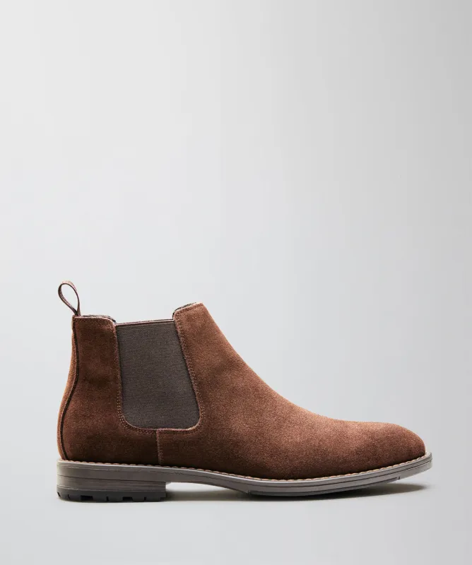 Suede Chelsea Boot - Chocolate made by GAZMAN