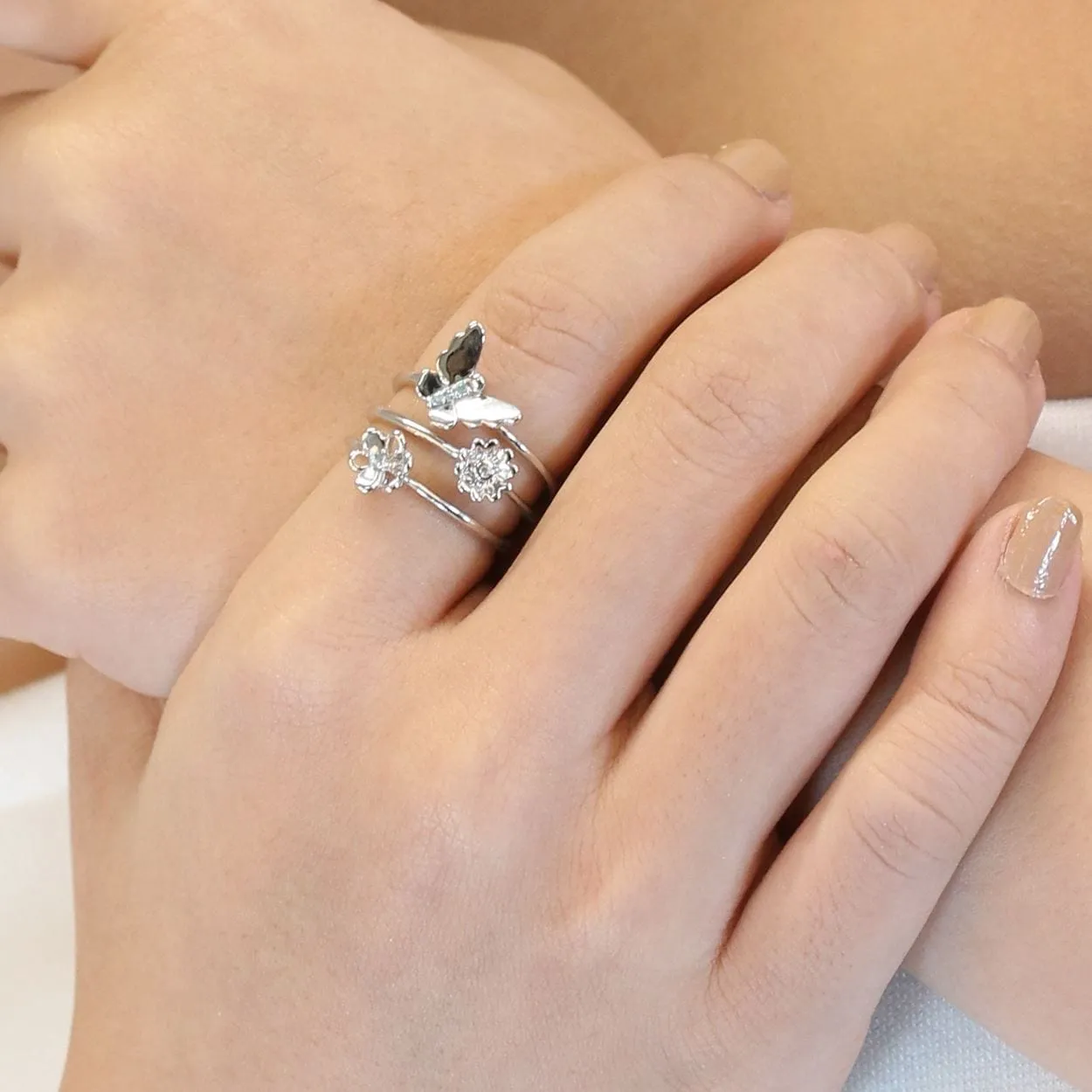 Gemondo 9ct White Gold 0.01ct Diamond Stackable Floral Ring sold by Gemondo Jewellery product image thumbnail 2