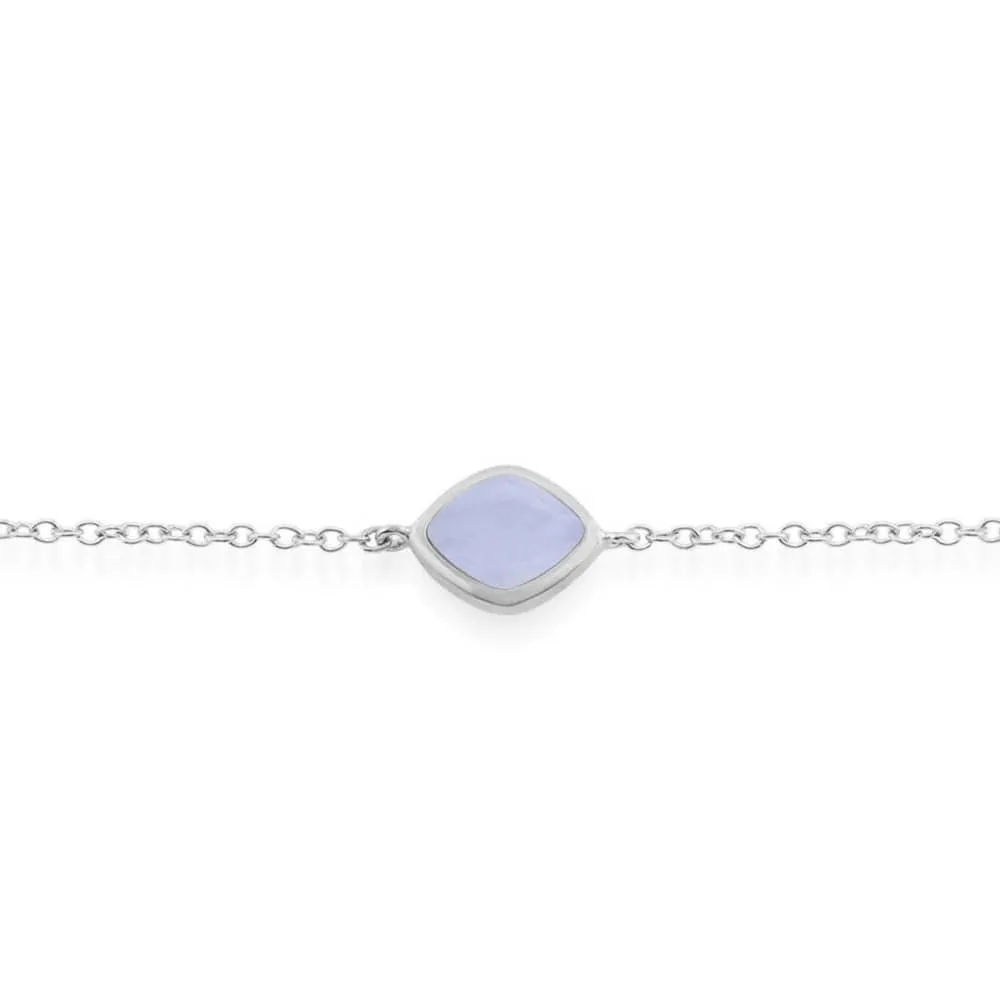 Classic Sugarloaf Blue Lace Agate Single Stone Bracelet in Sterling Silver sold by Gemondo Jewellery product image thumbnail 2