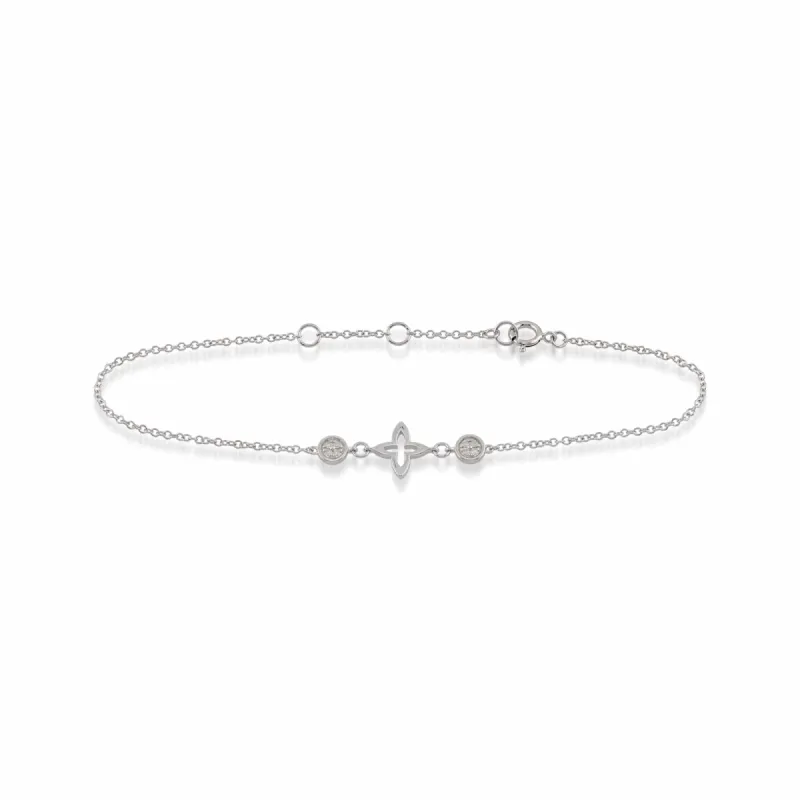 Gemondo 9ct White Gold 0.04ct Diamond Star 19cm Bracelet sold by Gemondo Jewellery