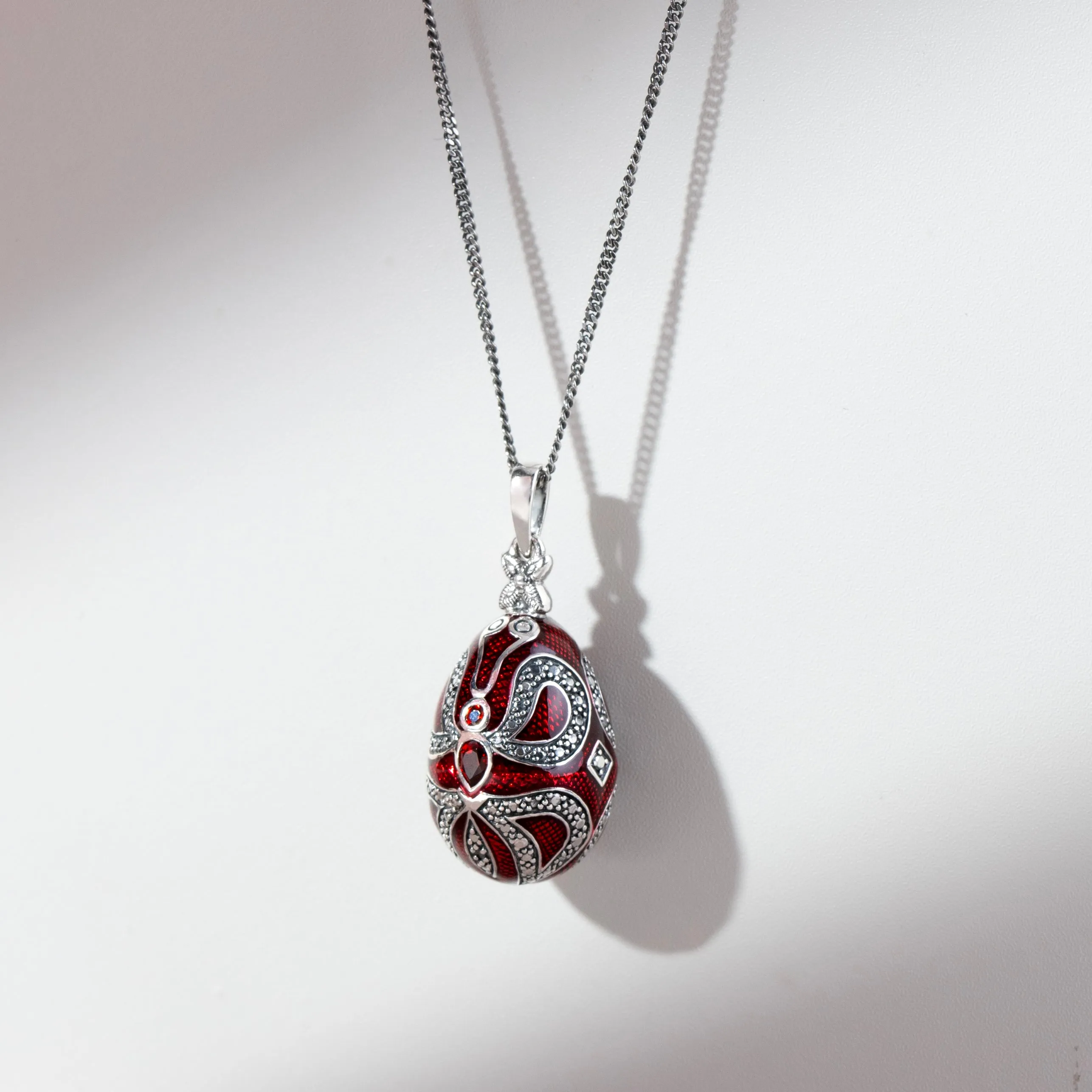 Art Nouveau Style Pear Garnet Egg Style Pendant in 925 Sterling Silver sold by Gemondo Jewellery product image thumbnail 3