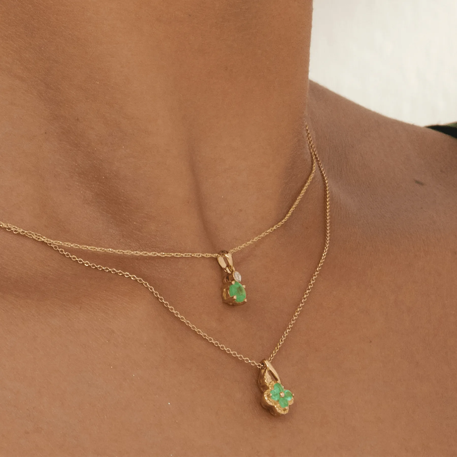 Floral Round Emerald Pendant in 9ct Yellow Gold sold by Gemondo Jewellery product image thumbnail 2