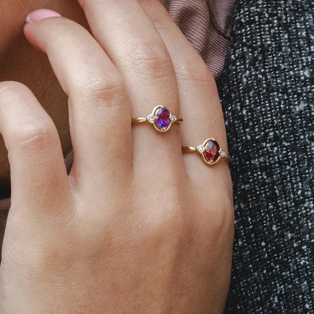 Classic Oval Garnet & Diamond Heart Ring In 9ct Yellow Gold sold by Gemondo Jewellery product image thumbnail 2