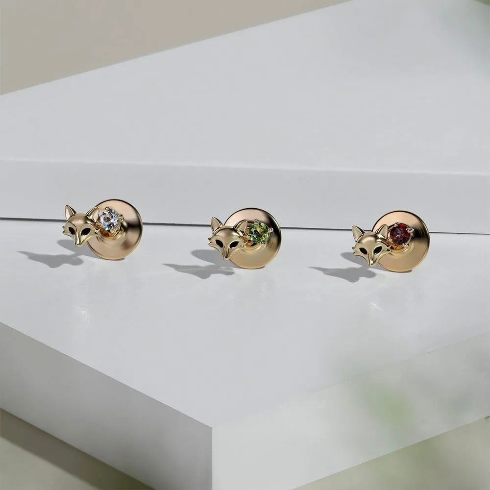 Gardenia White Topaz Fox Pin In 9ct Yellow Gold sold by Gemondo Jewellery product image thumbnail 5