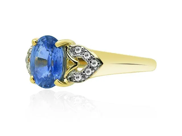 9ct Yellow Gold Light Blue Sapphire Ring sold by Gemondo Jewellery product image thumbnail 3