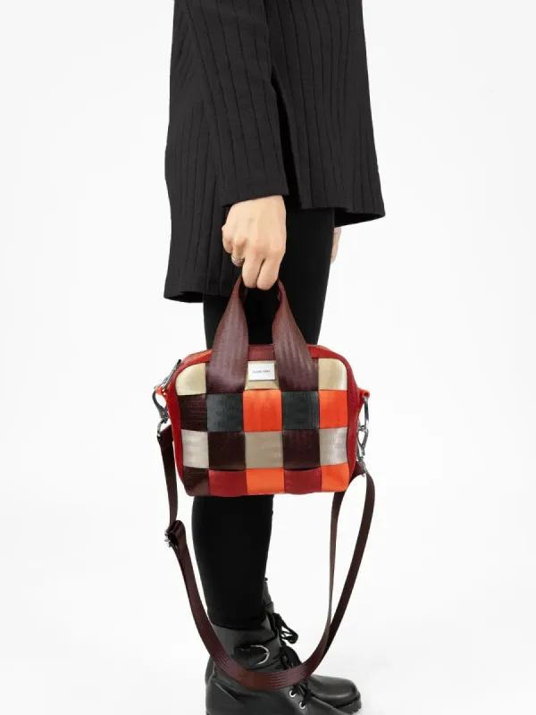HILLA bag, autumn sold by Globe Hope