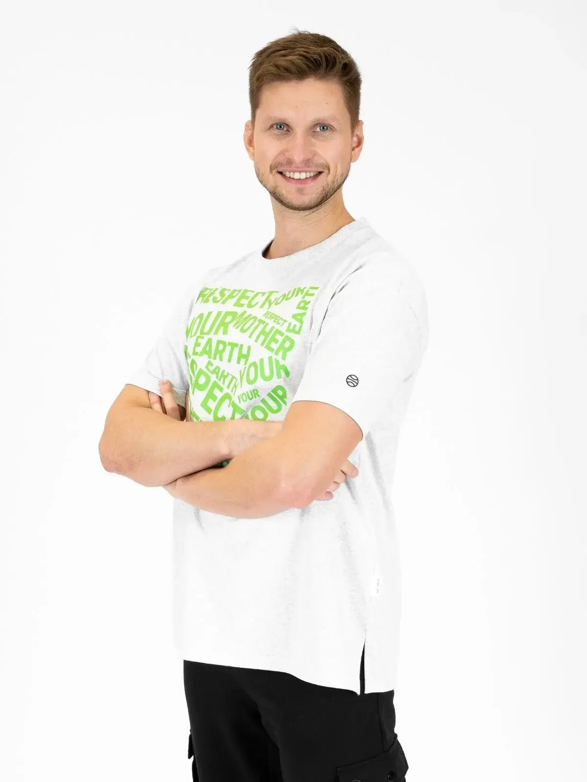 MALAKIITTI t-shirt, grey sold by Globe Hope product image thumbnail 4