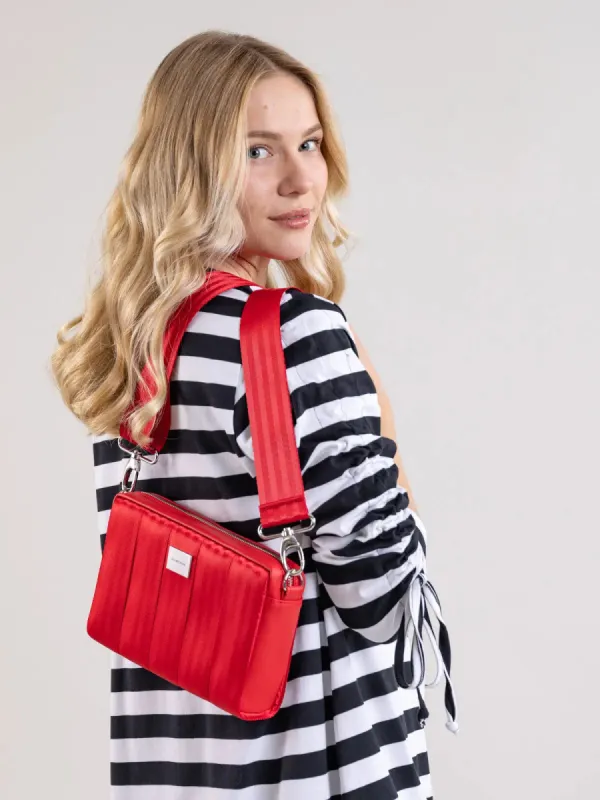KASTE bag, red sold by Globe Hope