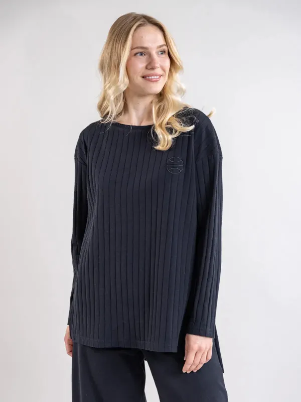 OLOS ribb shirt, black sold by Globe Hope