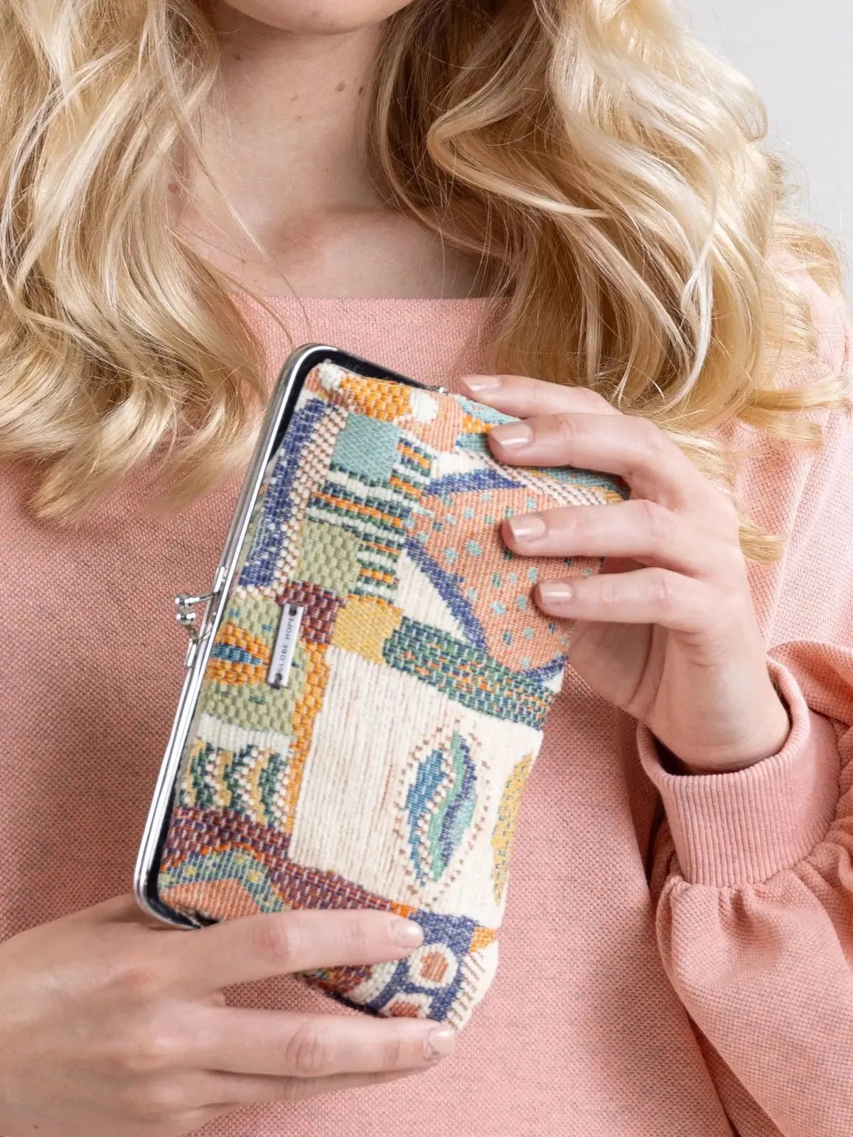 POUTA pouch, dawn sold by Globe Hope