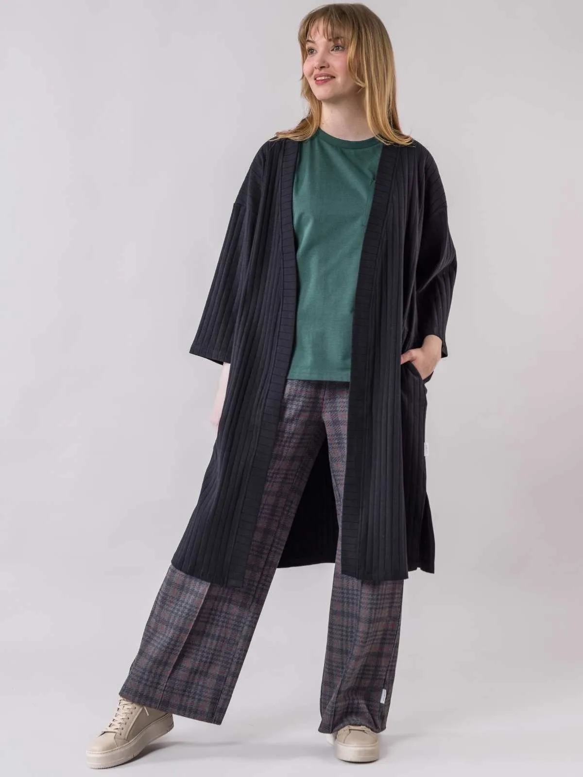 LUIRO t-paita, hunter green sold by Globe Hope product image thumbnail 4