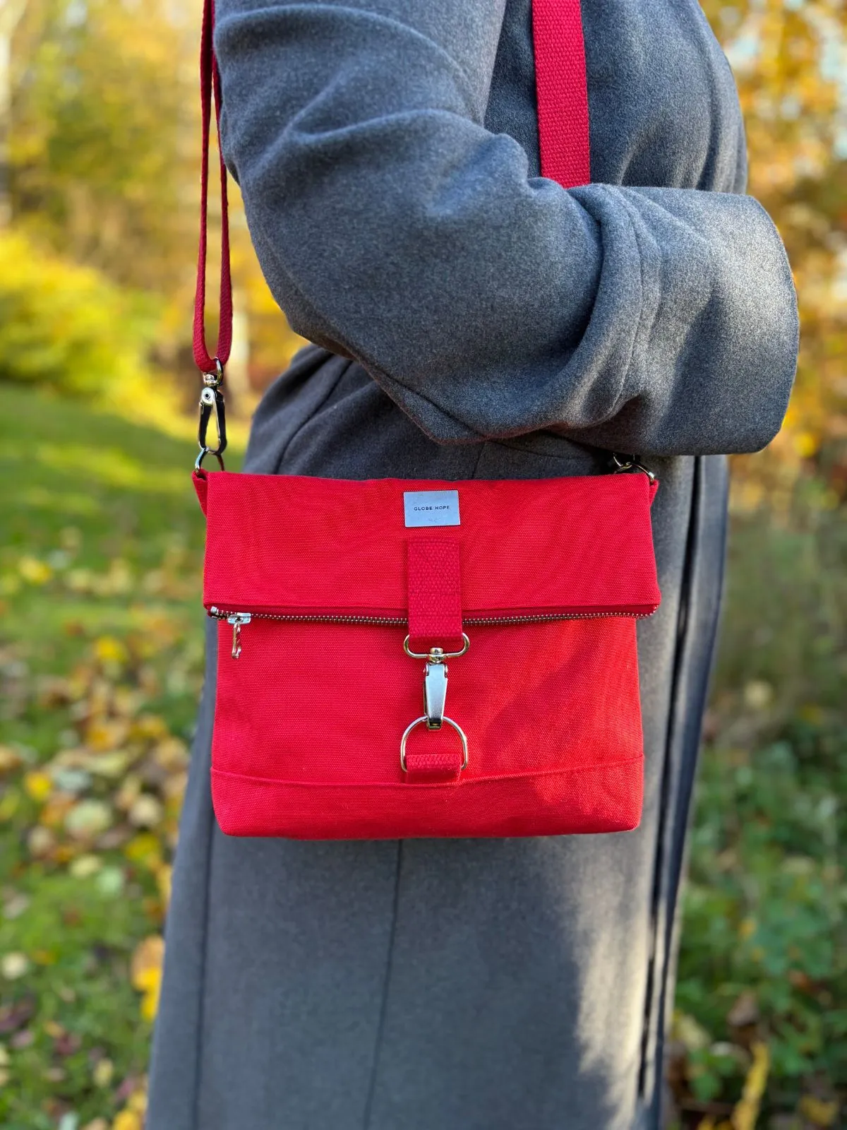 TUISKU bag, red sold by Globe Hope product image thumbnail 3