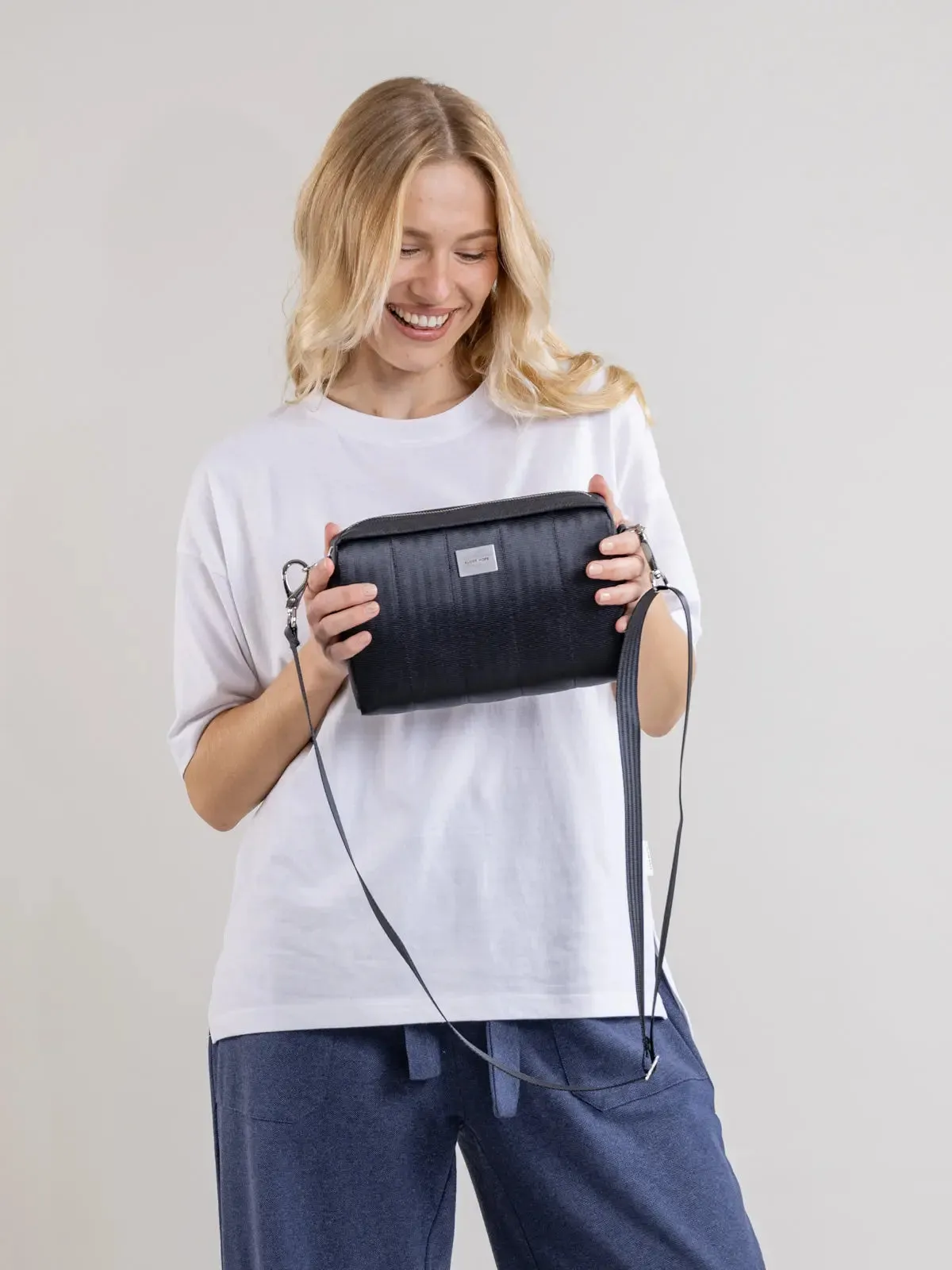 KASTE bag, black sold by Globe Hope product image thumbnail 2