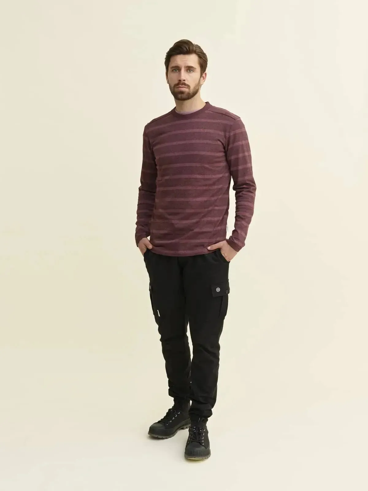 RODOLIITTI paita, viininpunaraidallinen sold by Globe Hope product image thumbnail 5