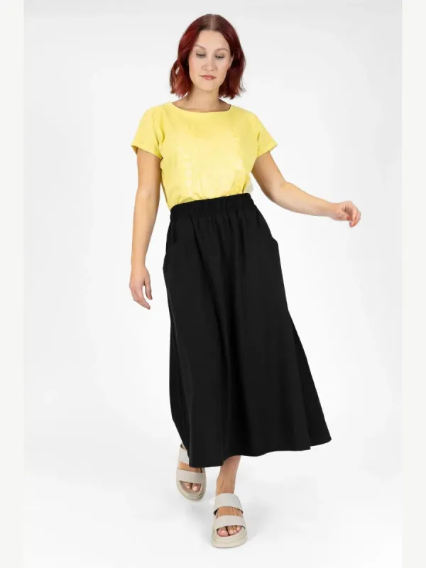 INARI skirt, black sold by Globe Hope