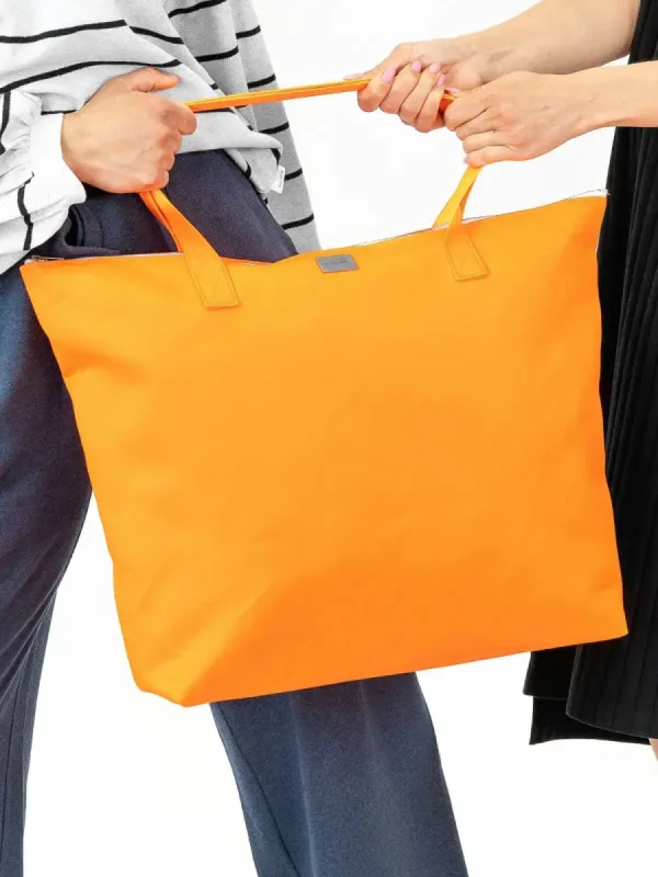 VIHMA bag, neon orange sold by Globe Hope