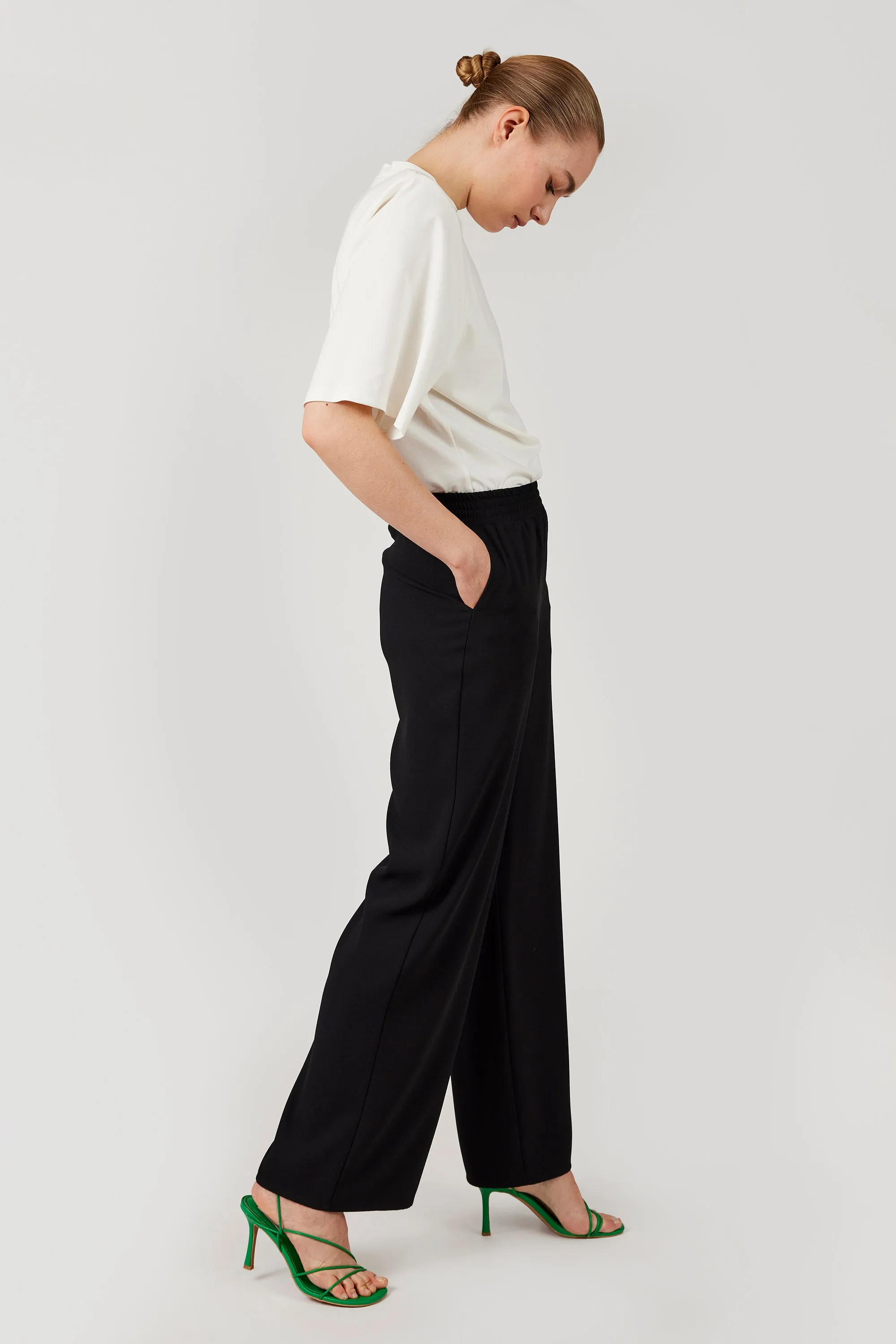 GOMAYE GMINEZ TROUSERS BLACK sold by Gomaye product image thumbnail 2