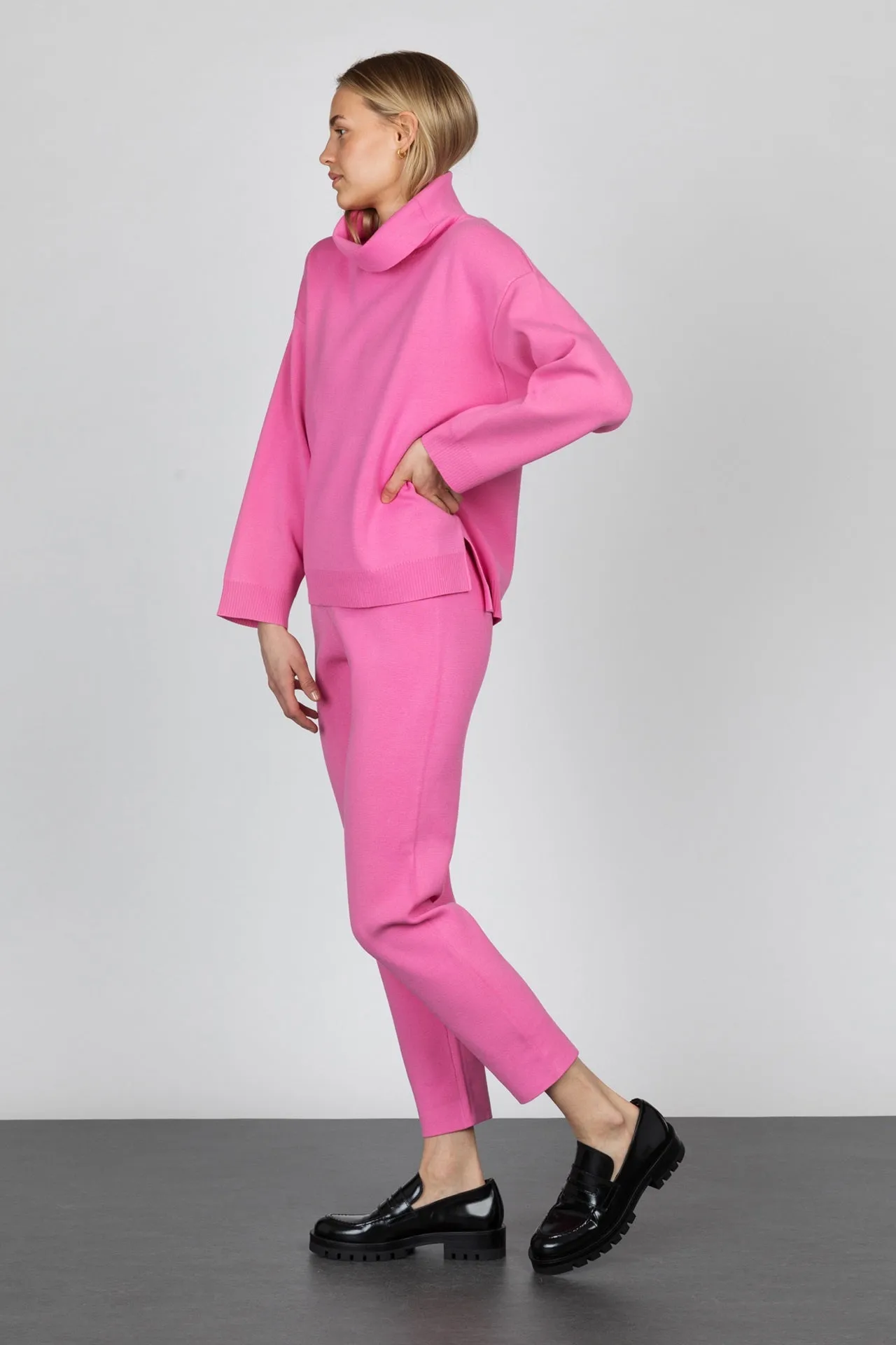 GOMAYE GMSONNY LONG KNITWARE TROUSERS WILD ROSE sold by Gomaye product image thumbnail 5