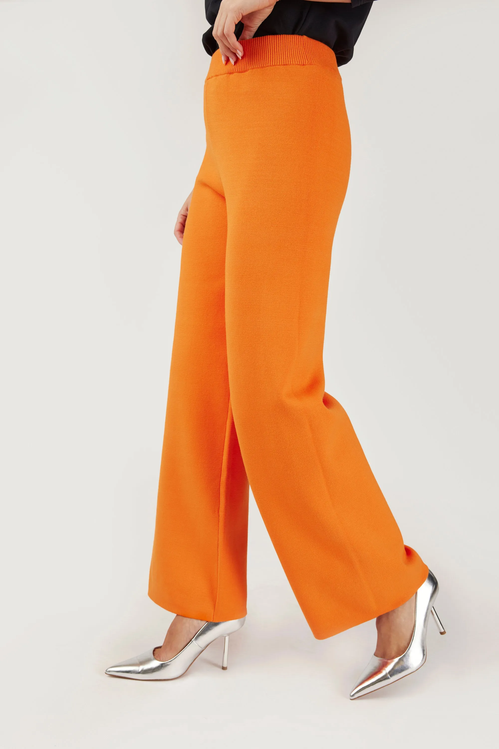 GOMAYE GMSONNY REGULAR KNITWARE TROUSERS ORANGE sold by Gomaye product image thumbnail 2