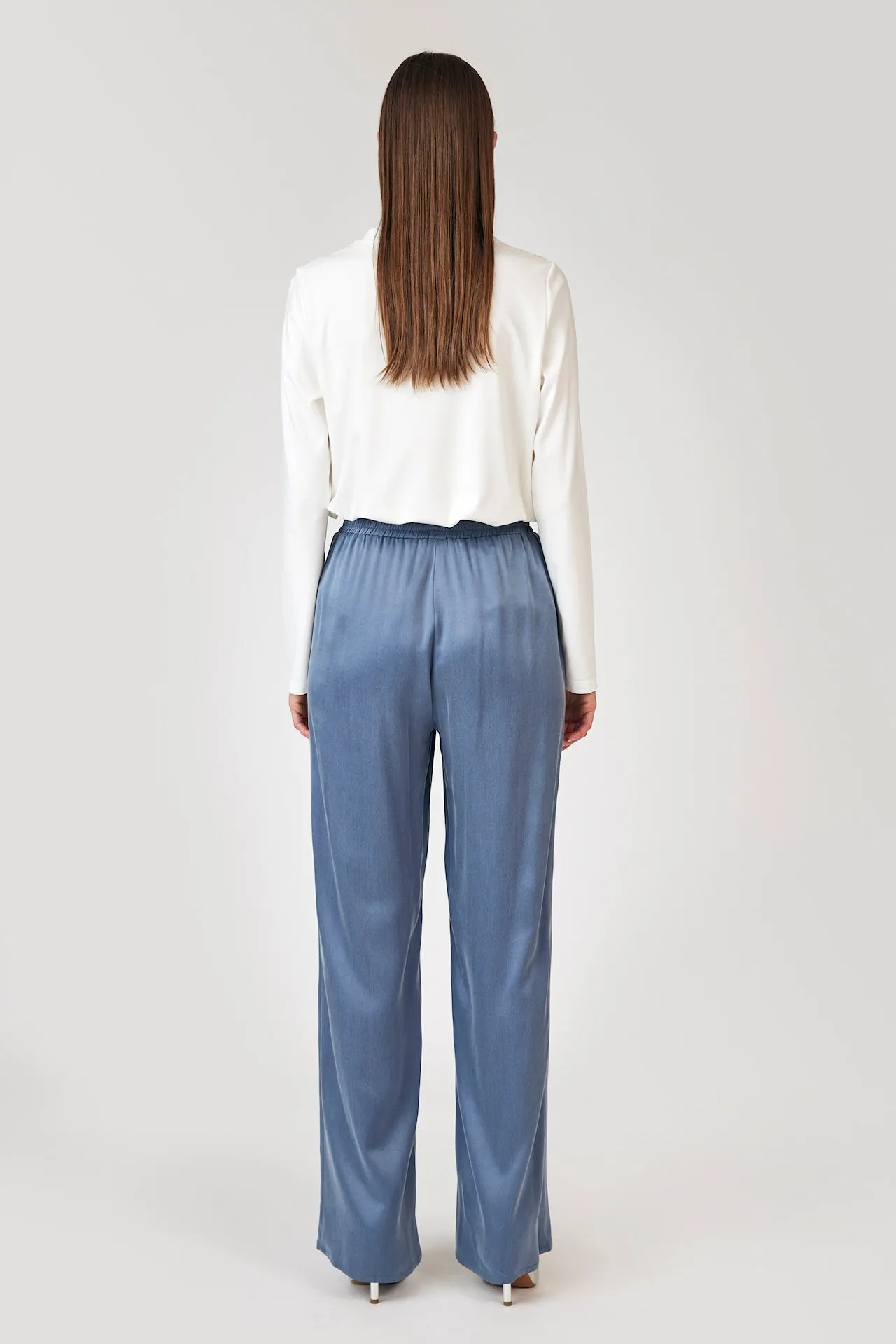 GOMAYE GMLENA T-SHIRT OFF WHITE sold by Gomaye product image thumbnail 4