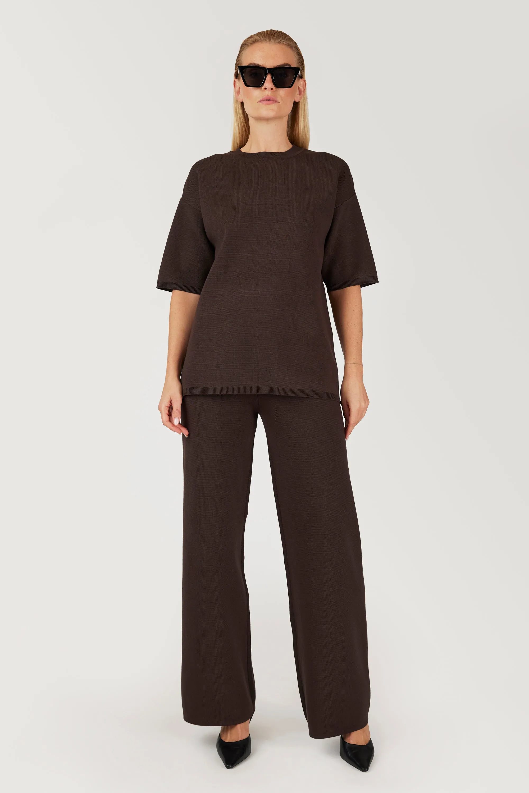 GOMAYE GMSONNY REGULAR KNITWARE TROUSERS DARK BROWN sold by Gomaye