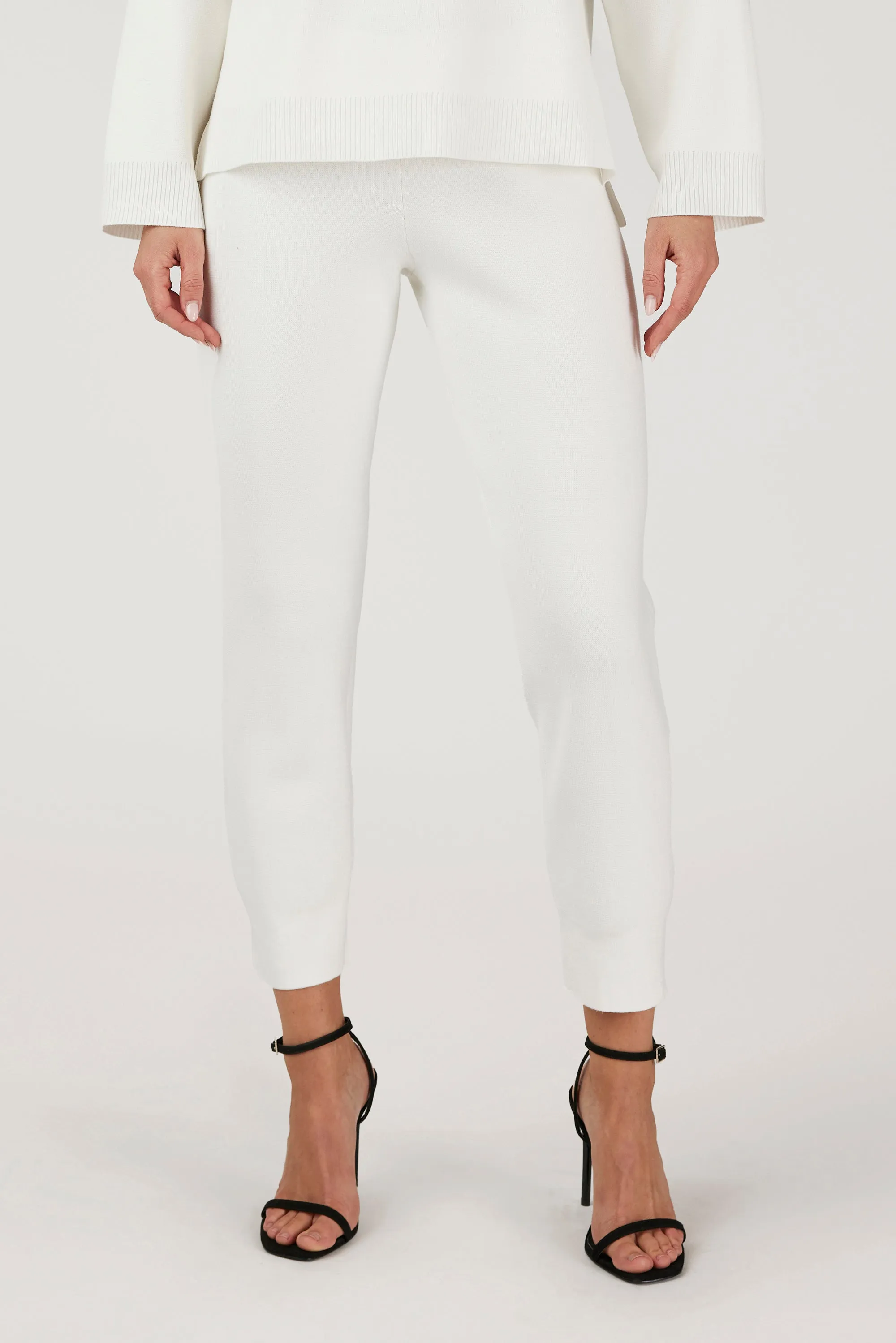 GOMAYE GMSONNY LONG KNITWARE TROUSERS OFF WHITE sold by Gomaye product image thumbnail 2