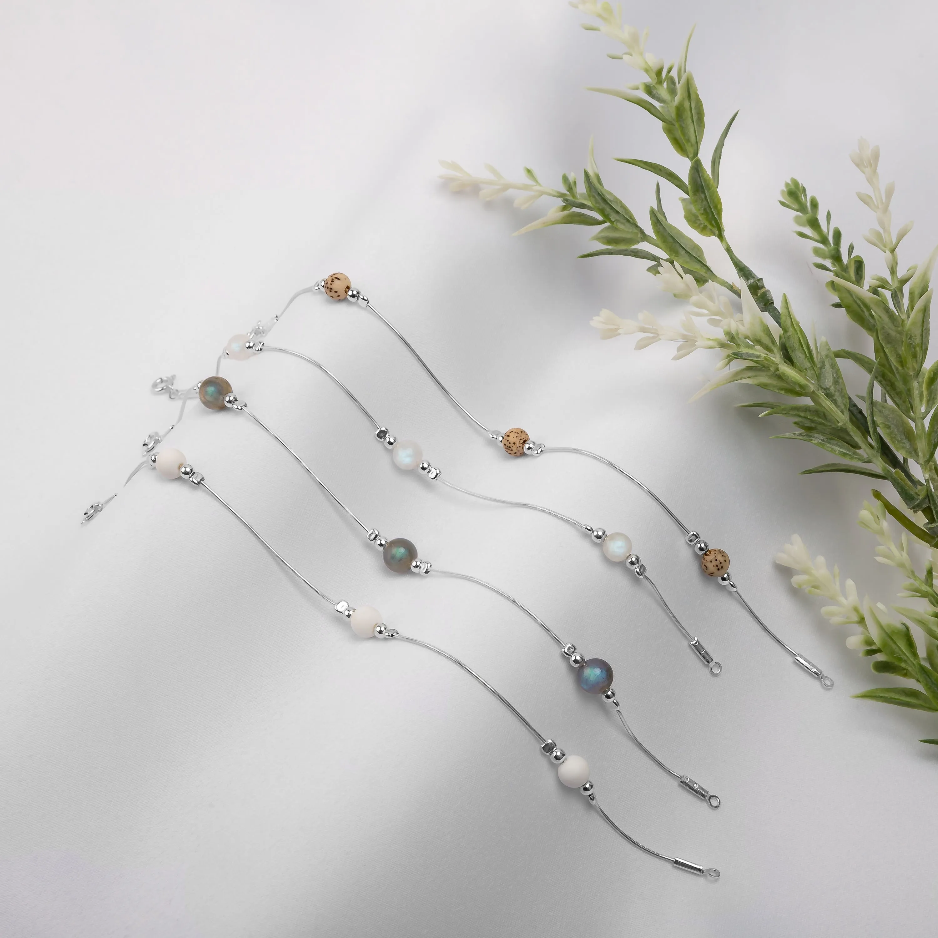 Bead Bracelet in Silver and White Shell sold by Henryka product image thumbnail 5