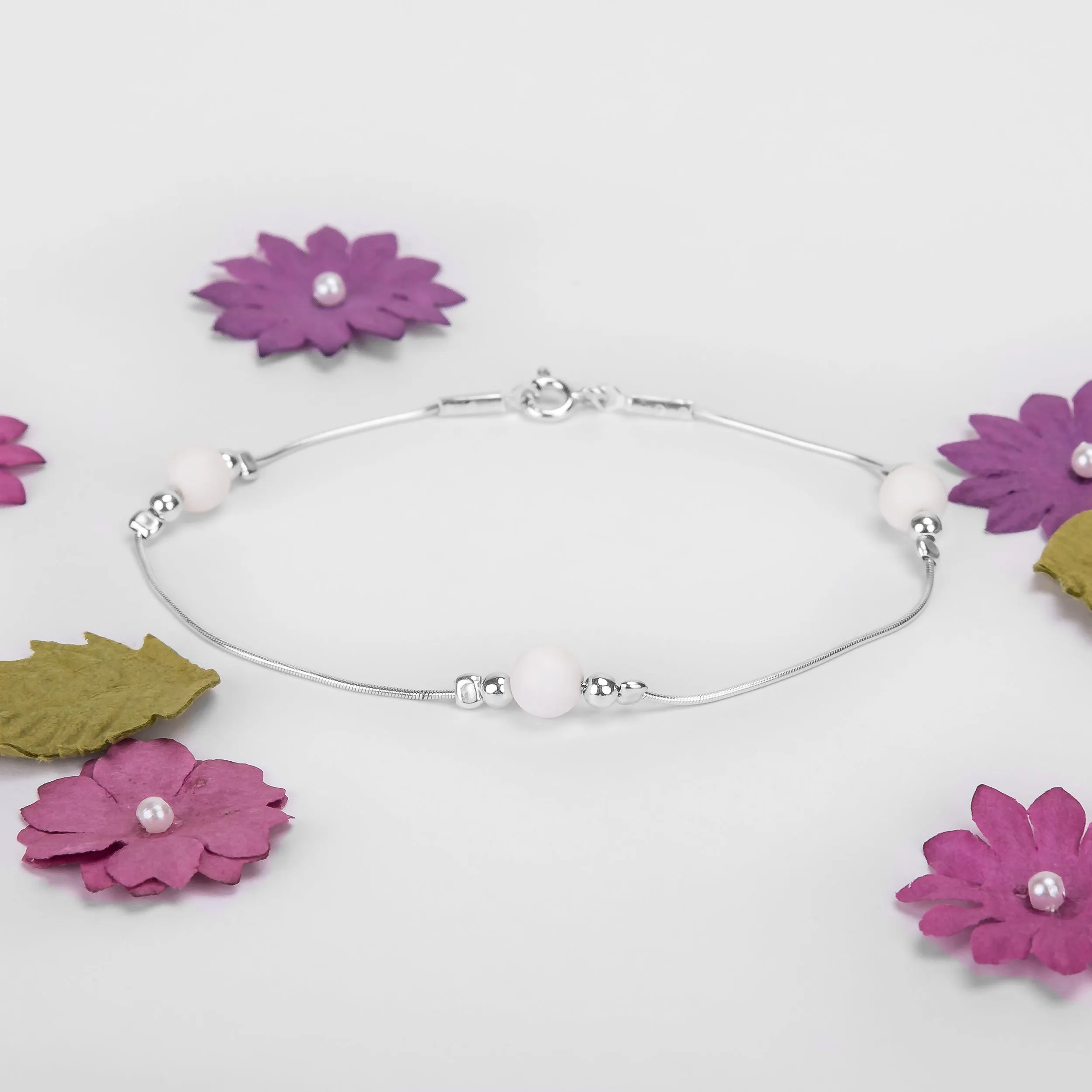 Bead Bracelet in Silver and White Shell sold by Henryka product image thumbnail 4