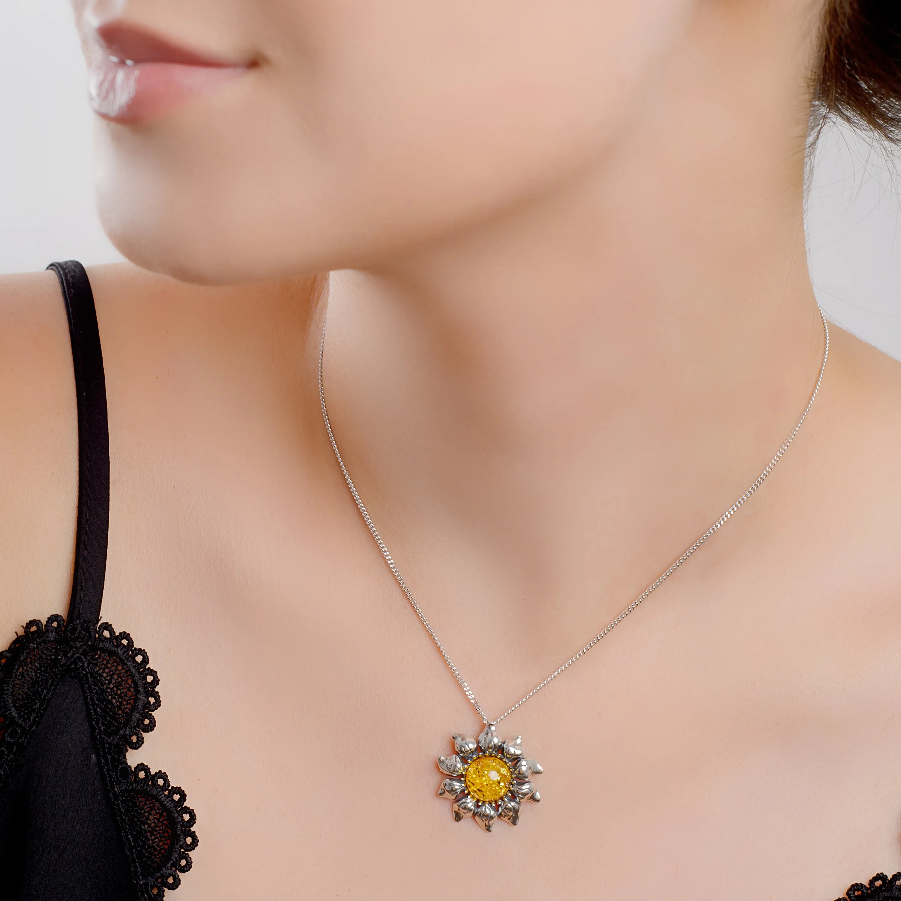 Blooming Sunflower Necklace in Silver and Yellow Amber sold by Henryka product image thumbnail 2