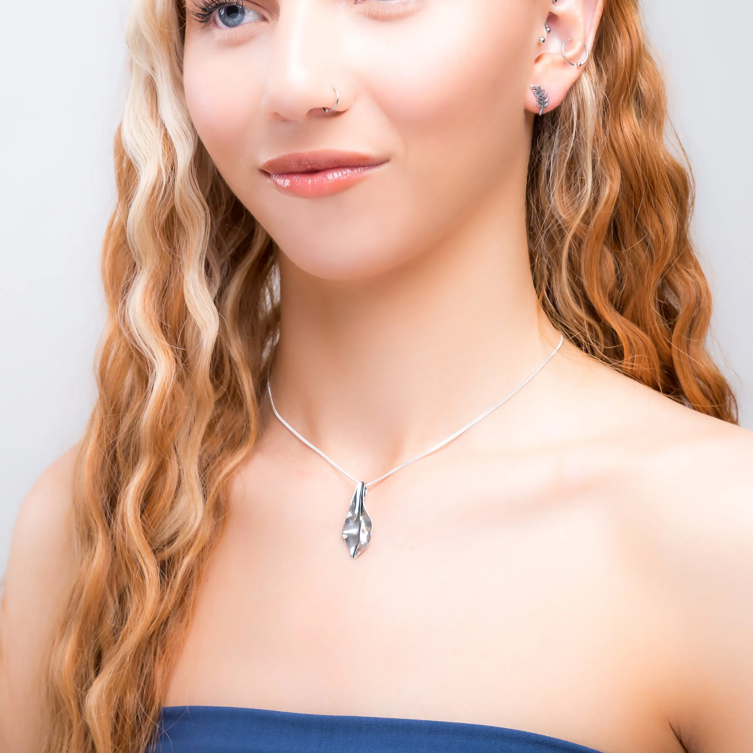 Large Solid Silver Single Leaf Necklace sold by Henryka product image thumbnail 3