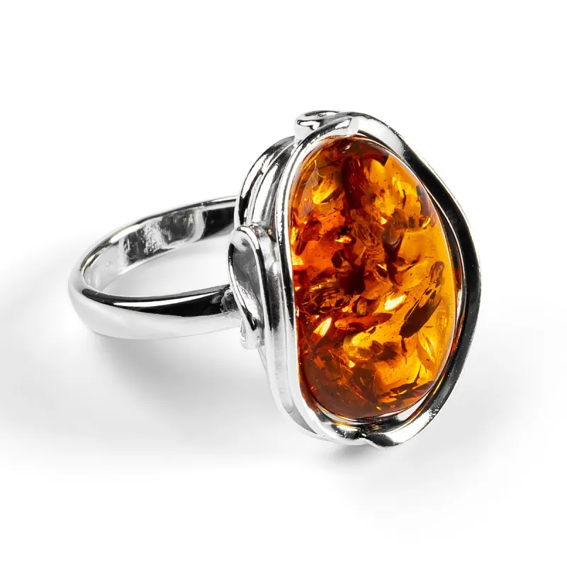 Luxury Handmade Ring in Silver and Amber sold by Henryka