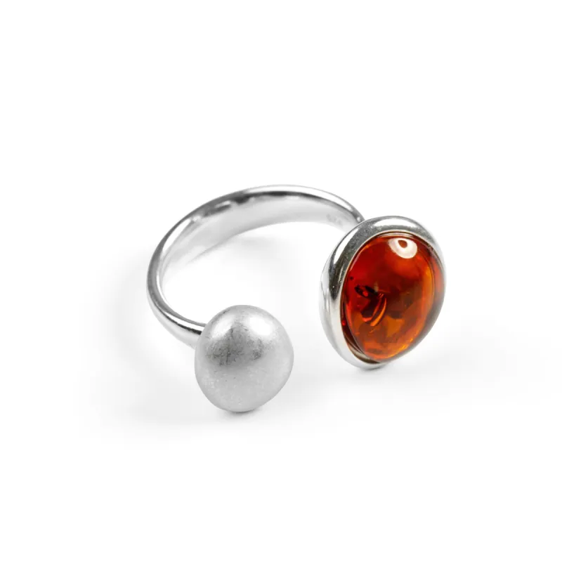 Open Double Pebble Ring in Silver and Cognac Amber sold by Henryka