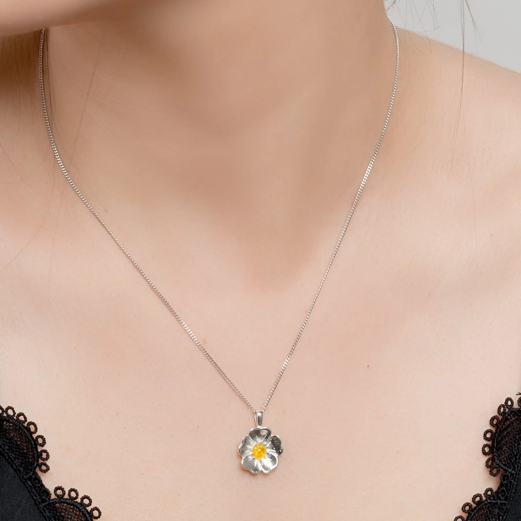 Beautiful Buttercup Necklace in Silver with 24ct Gold and Yellow Amber sold by Henryka product image thumbnail 3