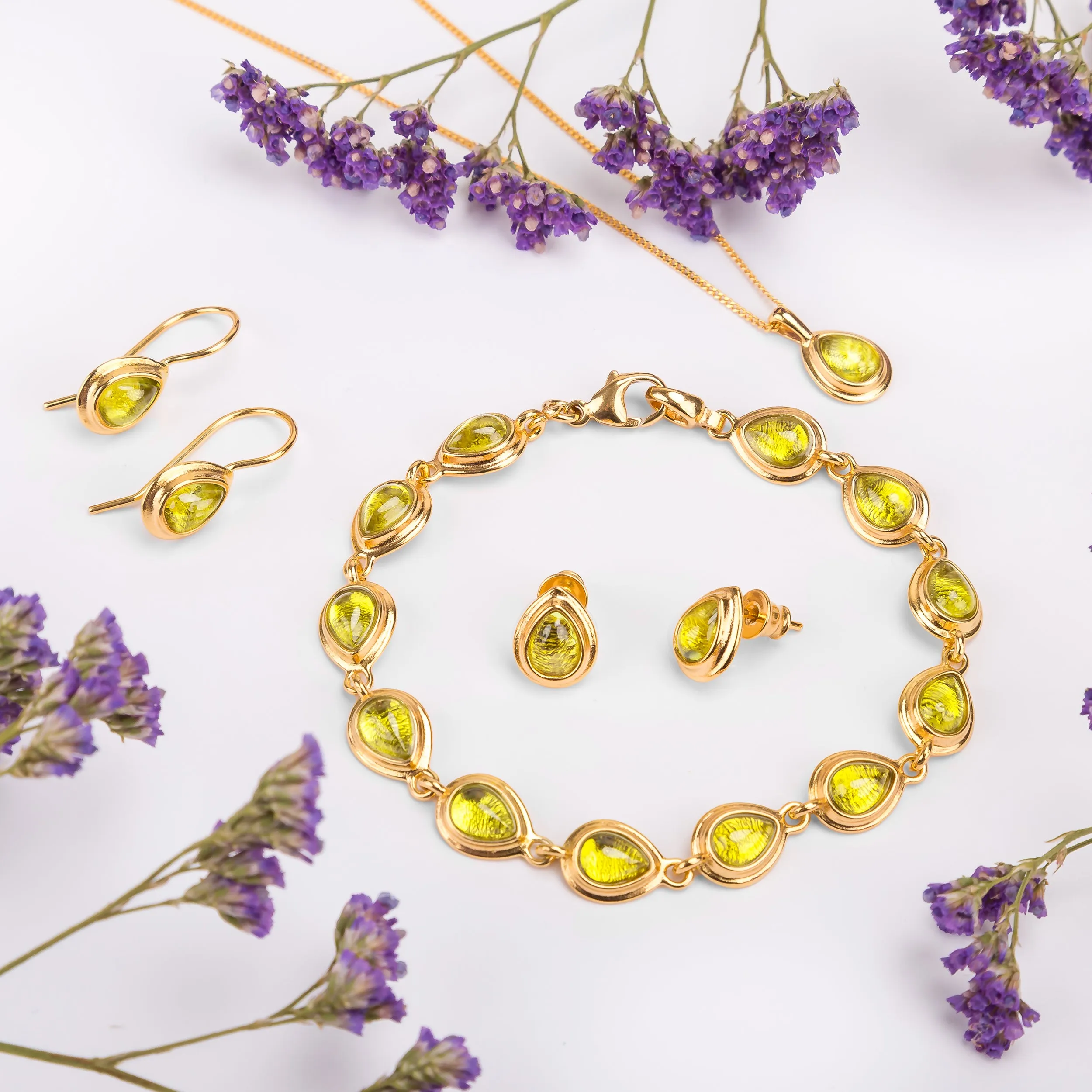 Classic Teardrop Link Bracelet in Silver with 24ct Gold & Peridot sold by Henryka product image thumbnail 5