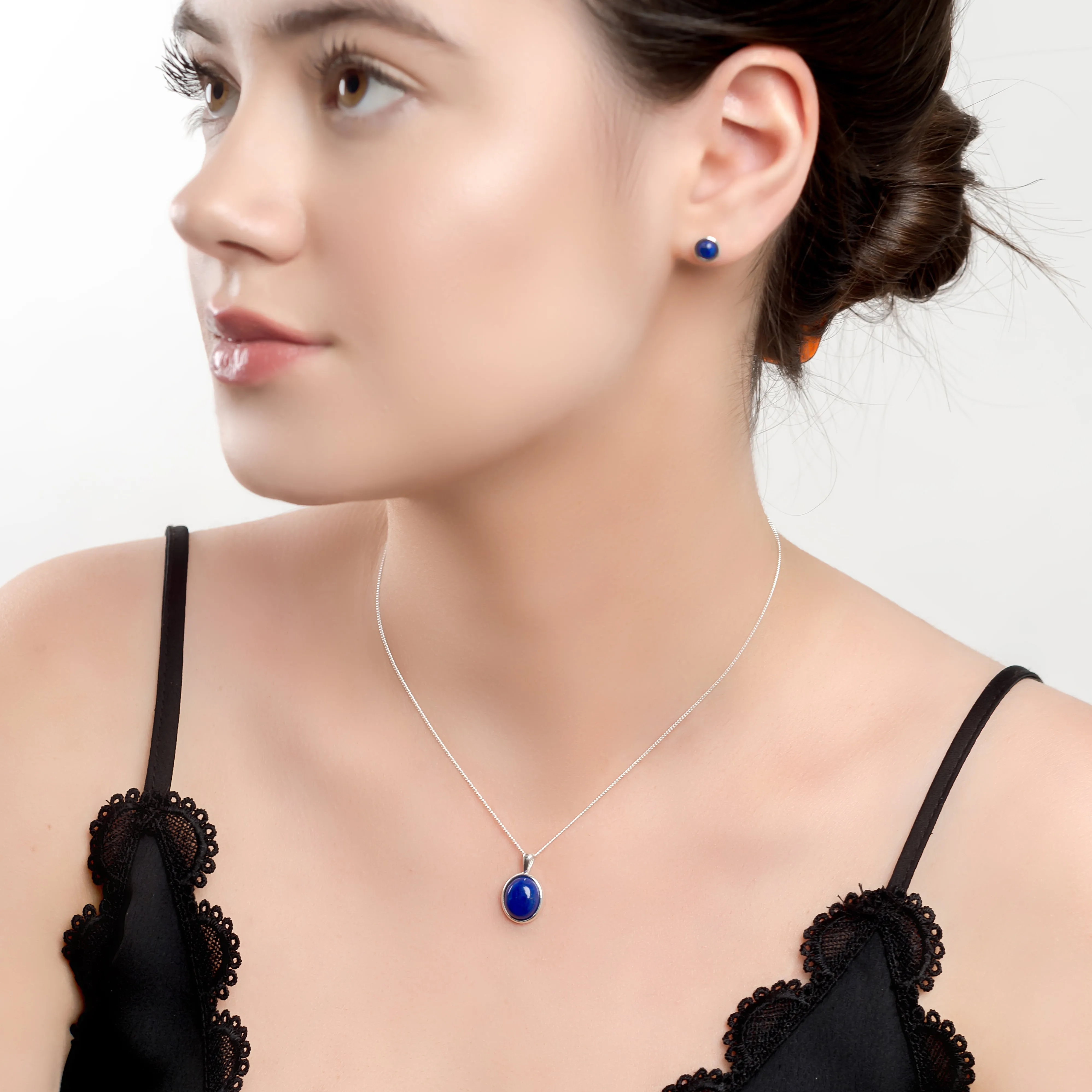 Classic Oval Necklace in Silver and Lapis Lazuli sold by Henryka product image thumbnail 3