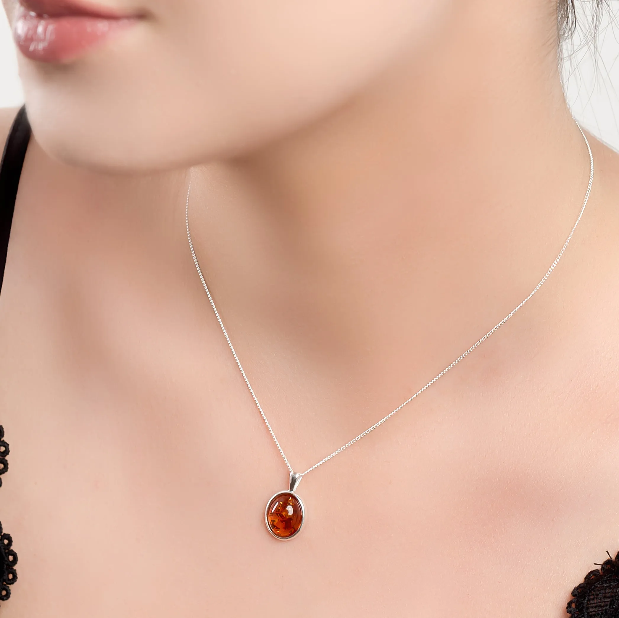 Classic Oval Necklace in Silver and Amber sold by Henryka product image thumbnail 2