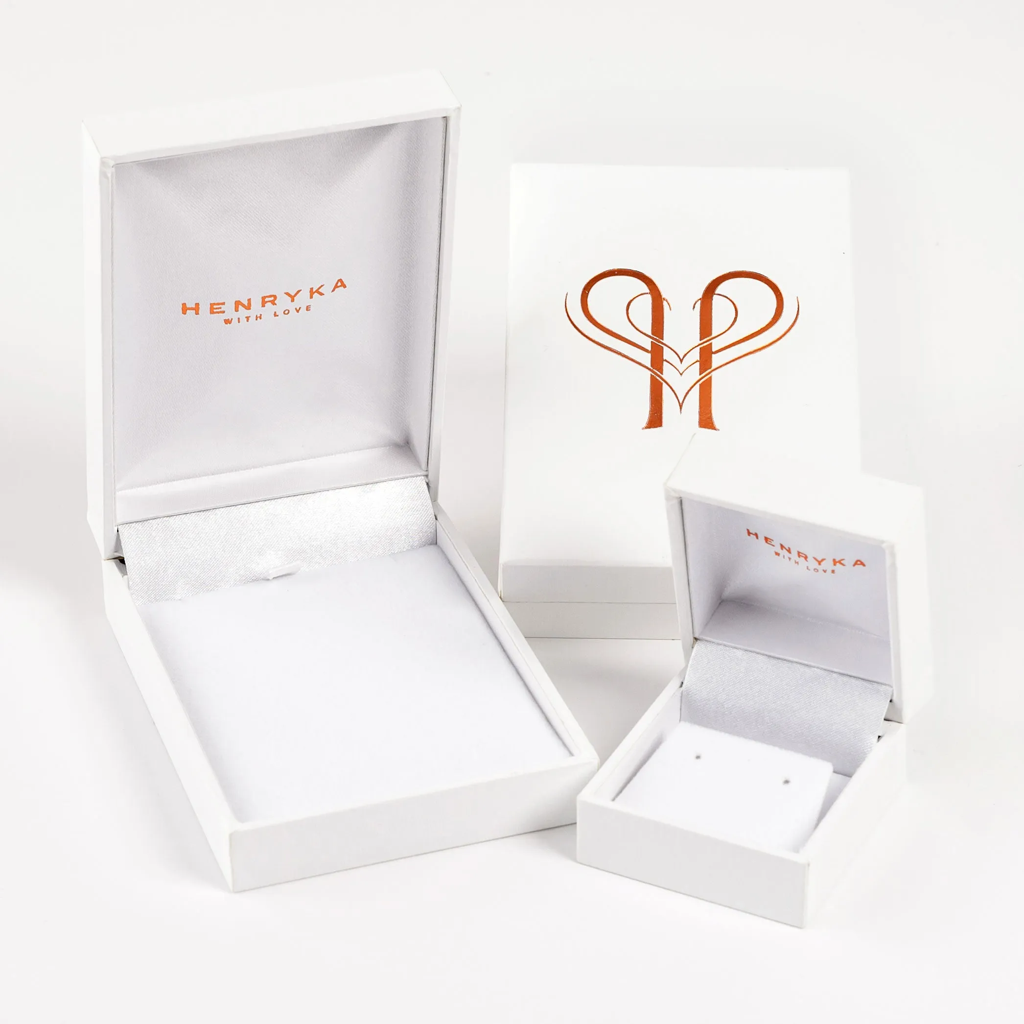 Rectangle Necklace in Silver and Cognac Amber sold by Henryka product image thumbnail 3