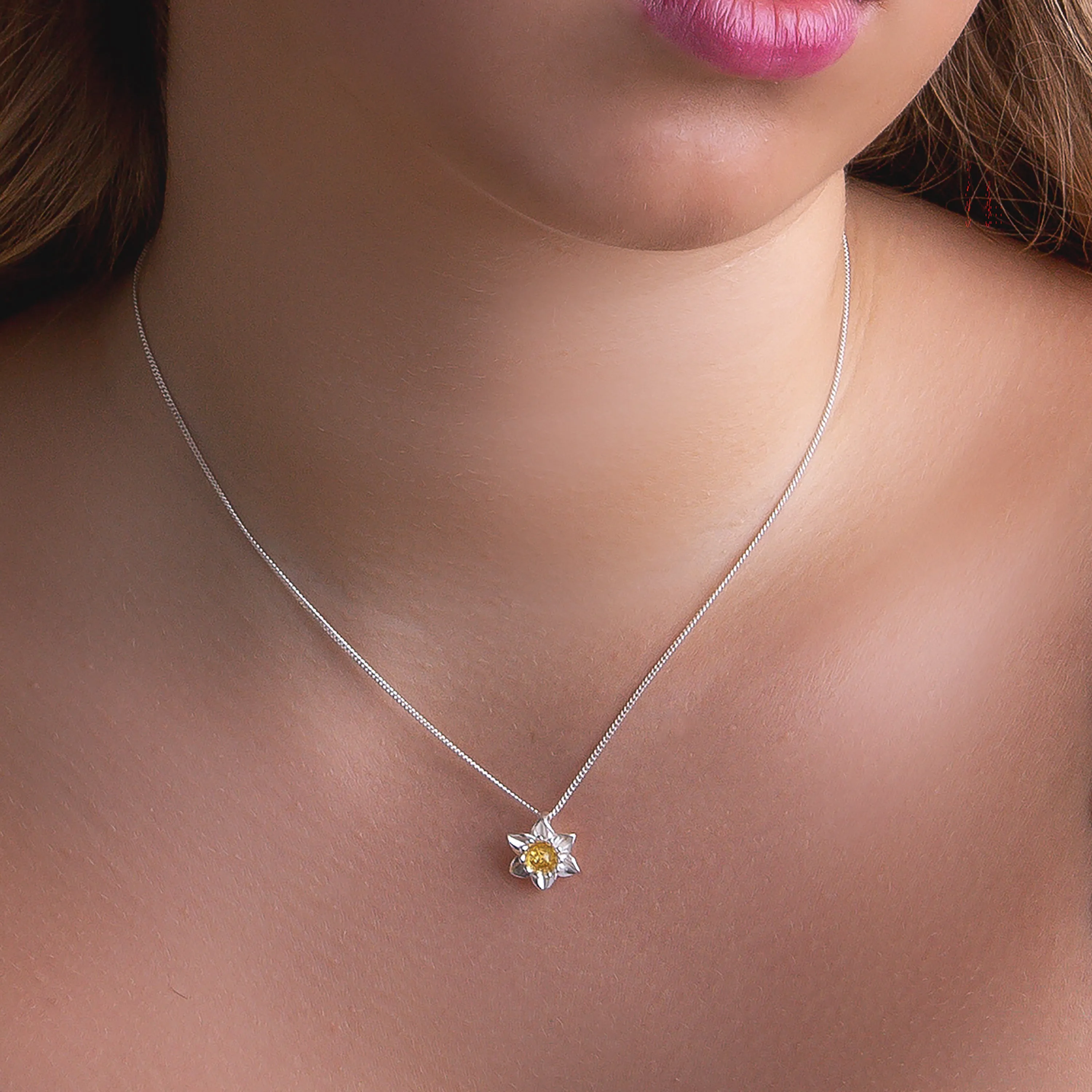Daffodil Flower Necklace in Silver and Yellow Amber sold by Henryka product image thumbnail 2