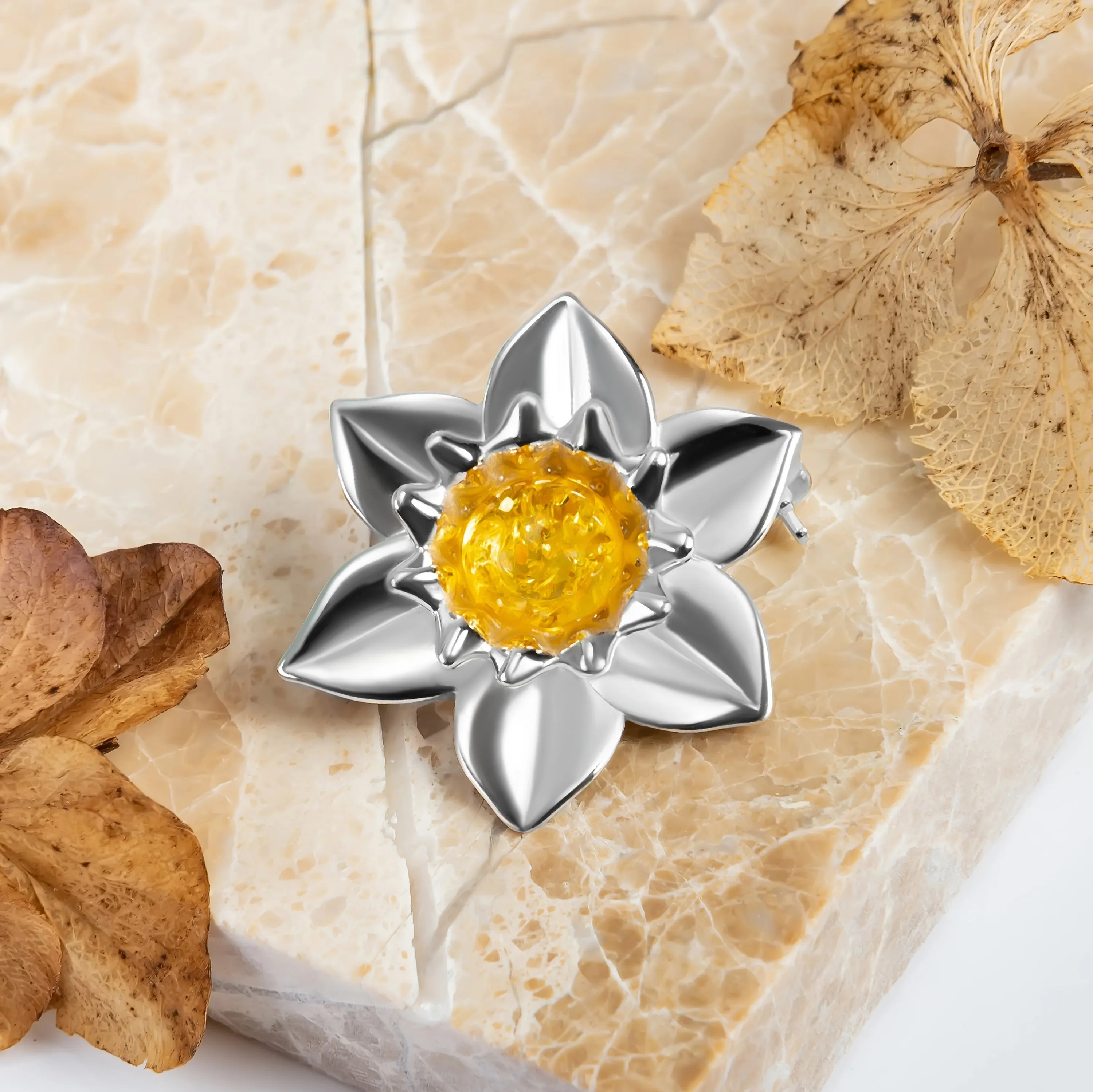 Statement Daffodil Flower Brooch in Silver and Yellow Amber sold by Henryka product image thumbnail 4