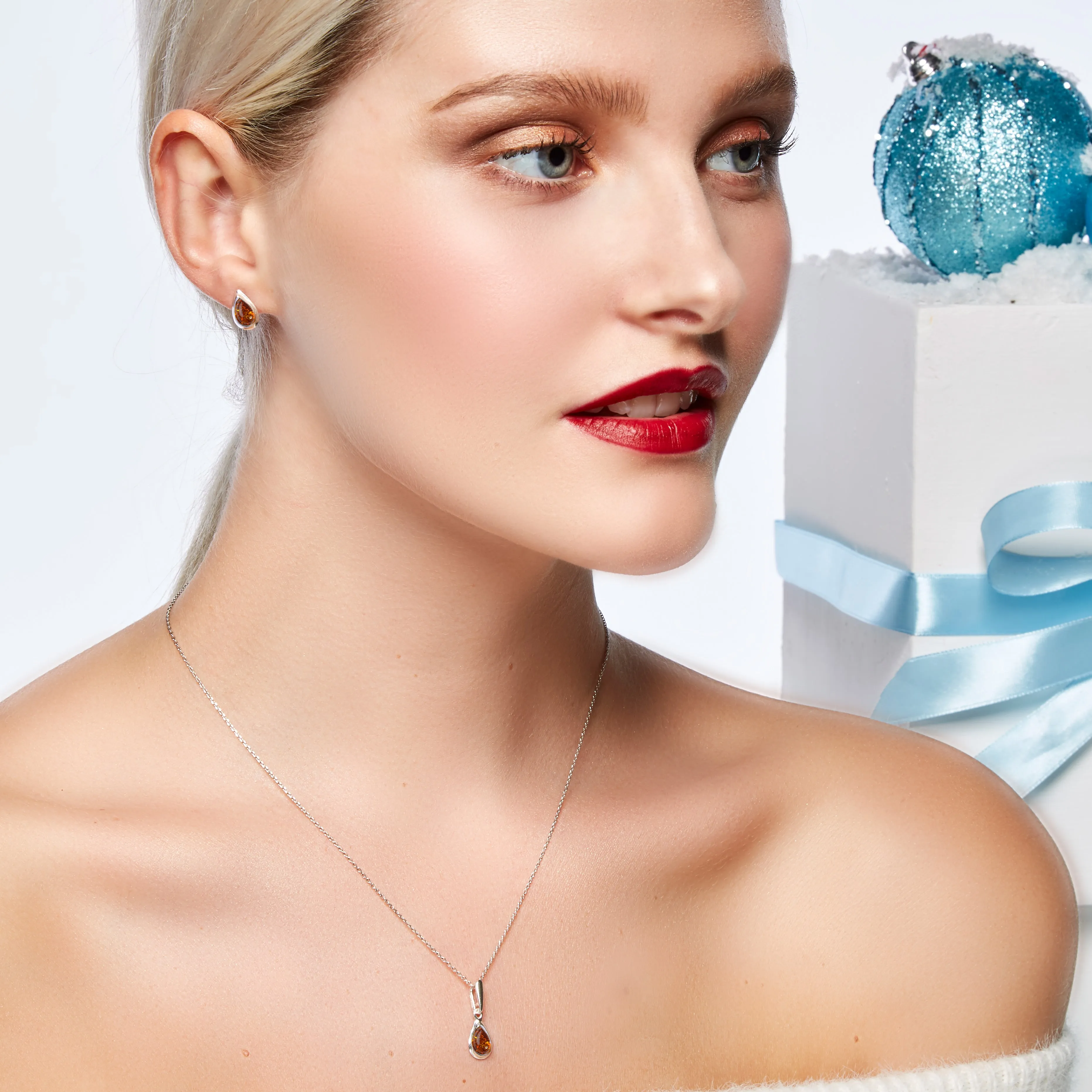 Teardrop Necklace in Silver and Cognac Amber sold by Henryka product image thumbnail 2