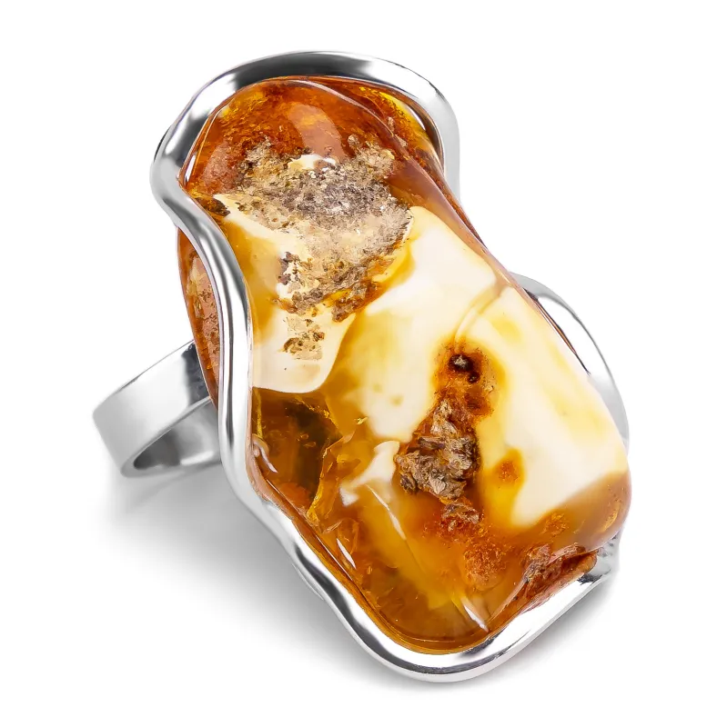 Wild Resin: Raw, Unpolished & Unspoiled Natural Baltic Amber Power Ring made by Henryka
