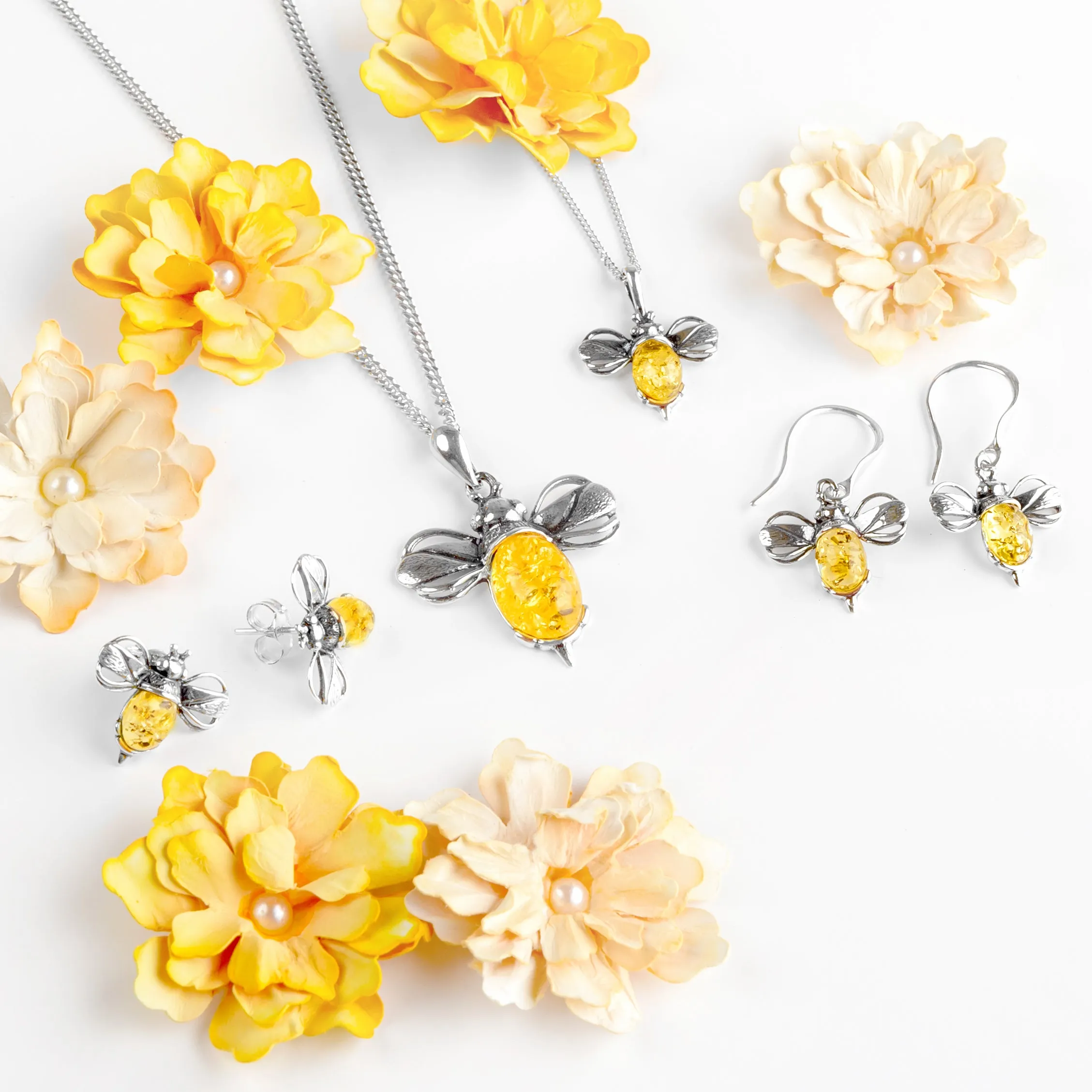 Miniature Bumble Bee Necklace in Silver and Yellow Amber sold by Henryka product image thumbnail 5