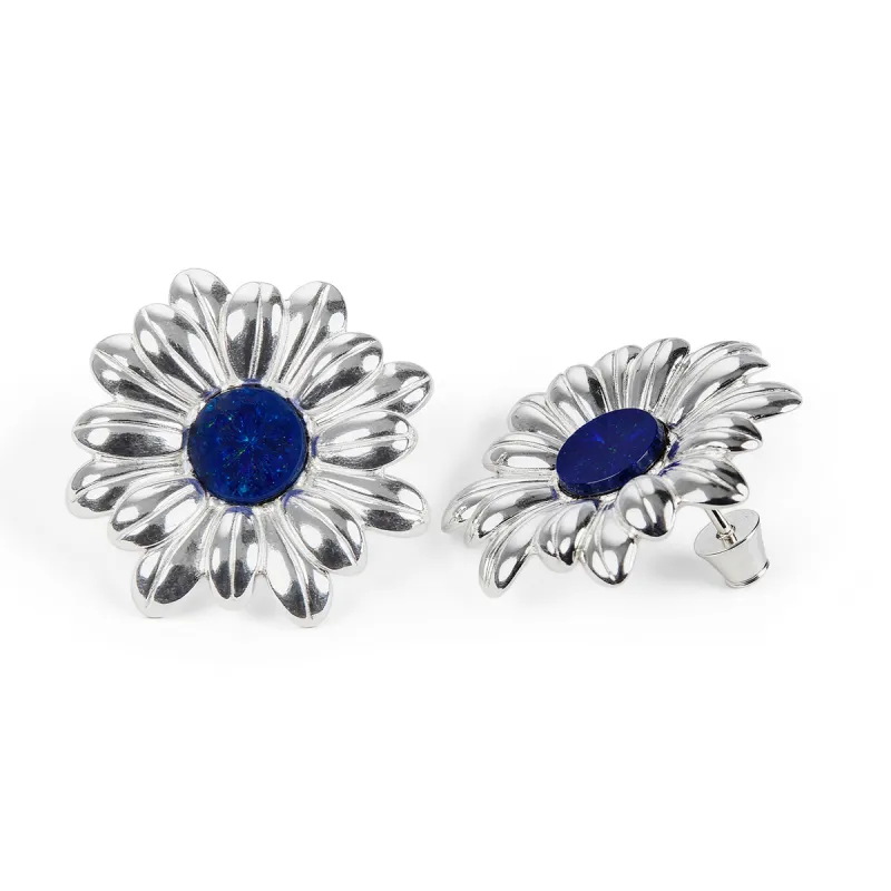 Marguerite Daisy Stud Earrings in Silver and Lapis Lazuli made by Henryka