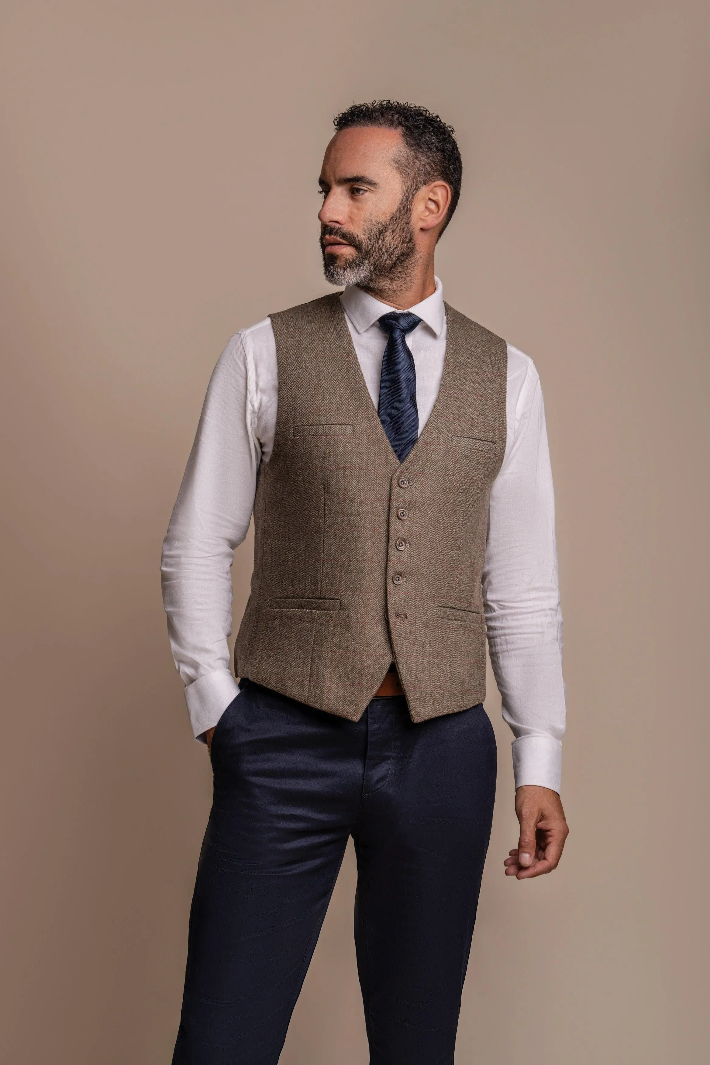 Gaston Sage with Dakota Navy Chino sold by House of Cavani product image thumbnail 4