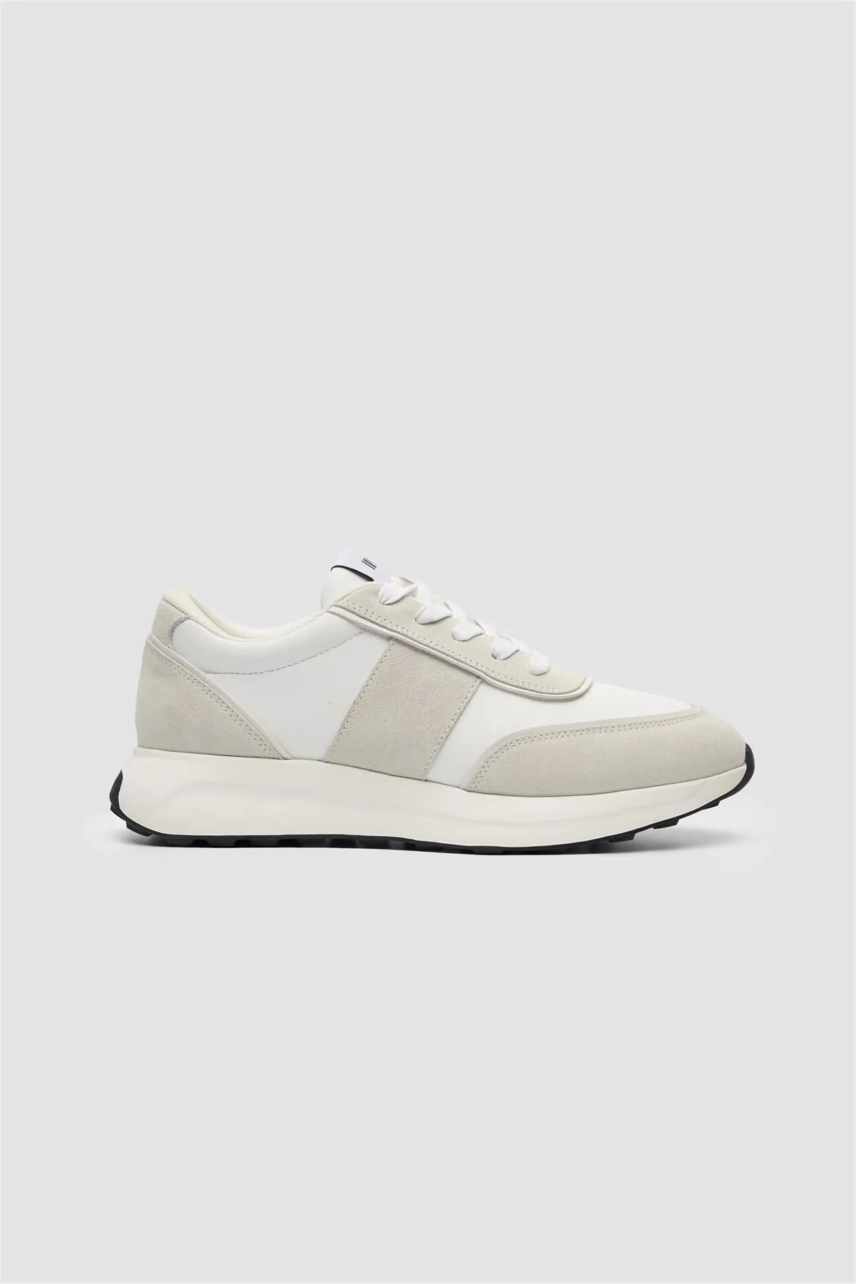 Alanza White Technical Runner sold by House of Cavani product image thumbnail 2