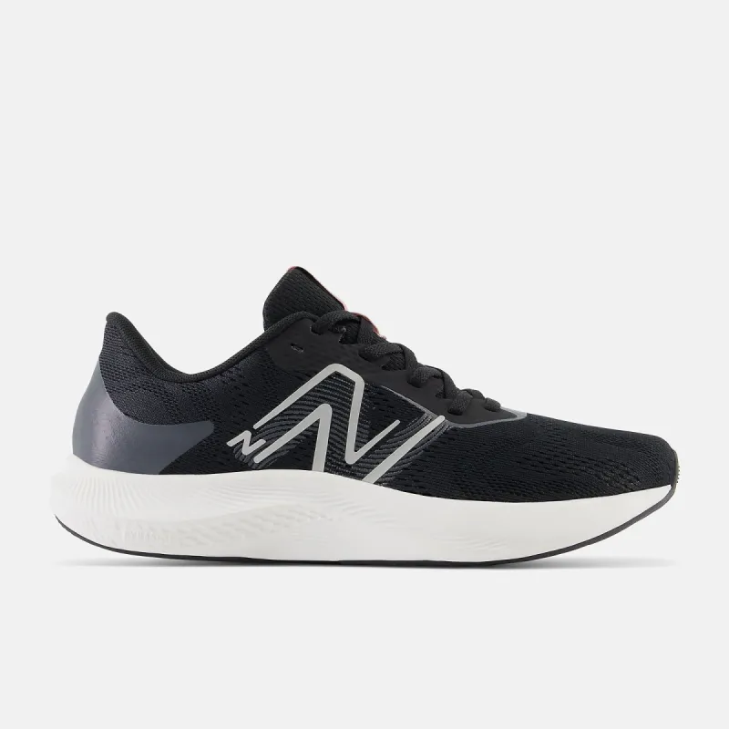 NEW BALANCE WOMEN'S DYNASOFT PRO RUN V2 BLACK/WHITE RUNNING SHOES sold by INSPORT