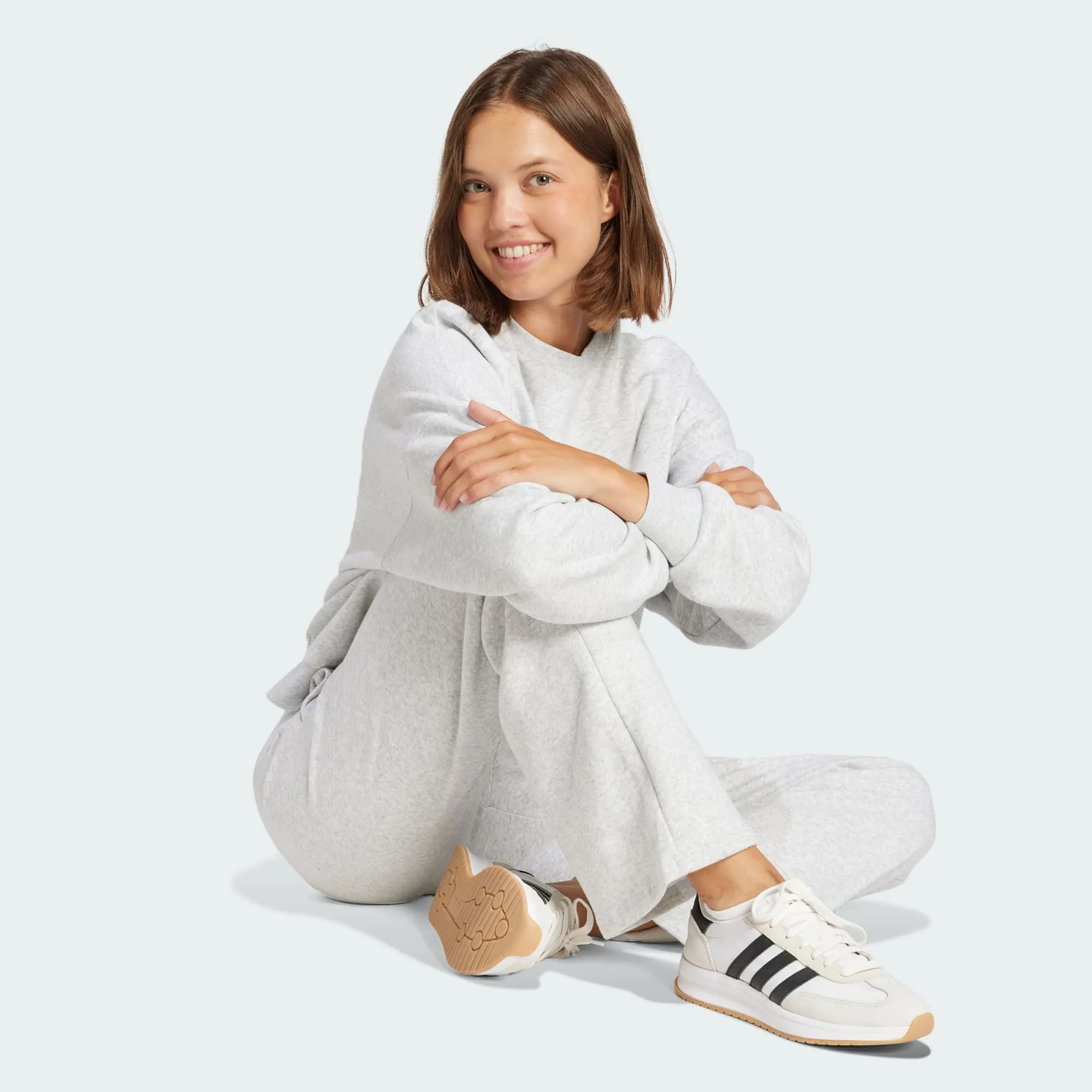 ADIDAS WOMEN'S FEELCOZY FLEECE GREY TRACKPANT sold by INSPORT product image thumbnail 4