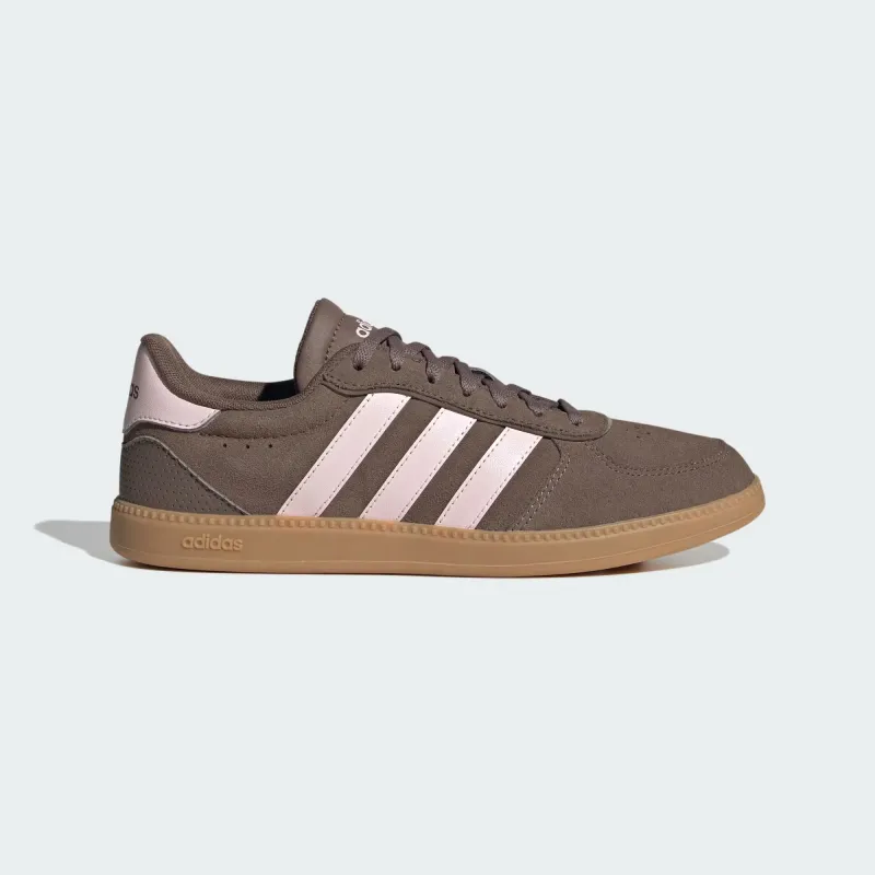 ADIDAS WOMEN'S BREAKNET SLEEK SANDSTONE/GUM SNEAKER SHOES made by Adidas